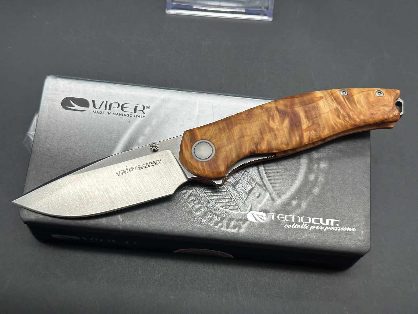 Viper Knives Vale MagnaCut Liner Lock Knife Flamed Poplar Wood