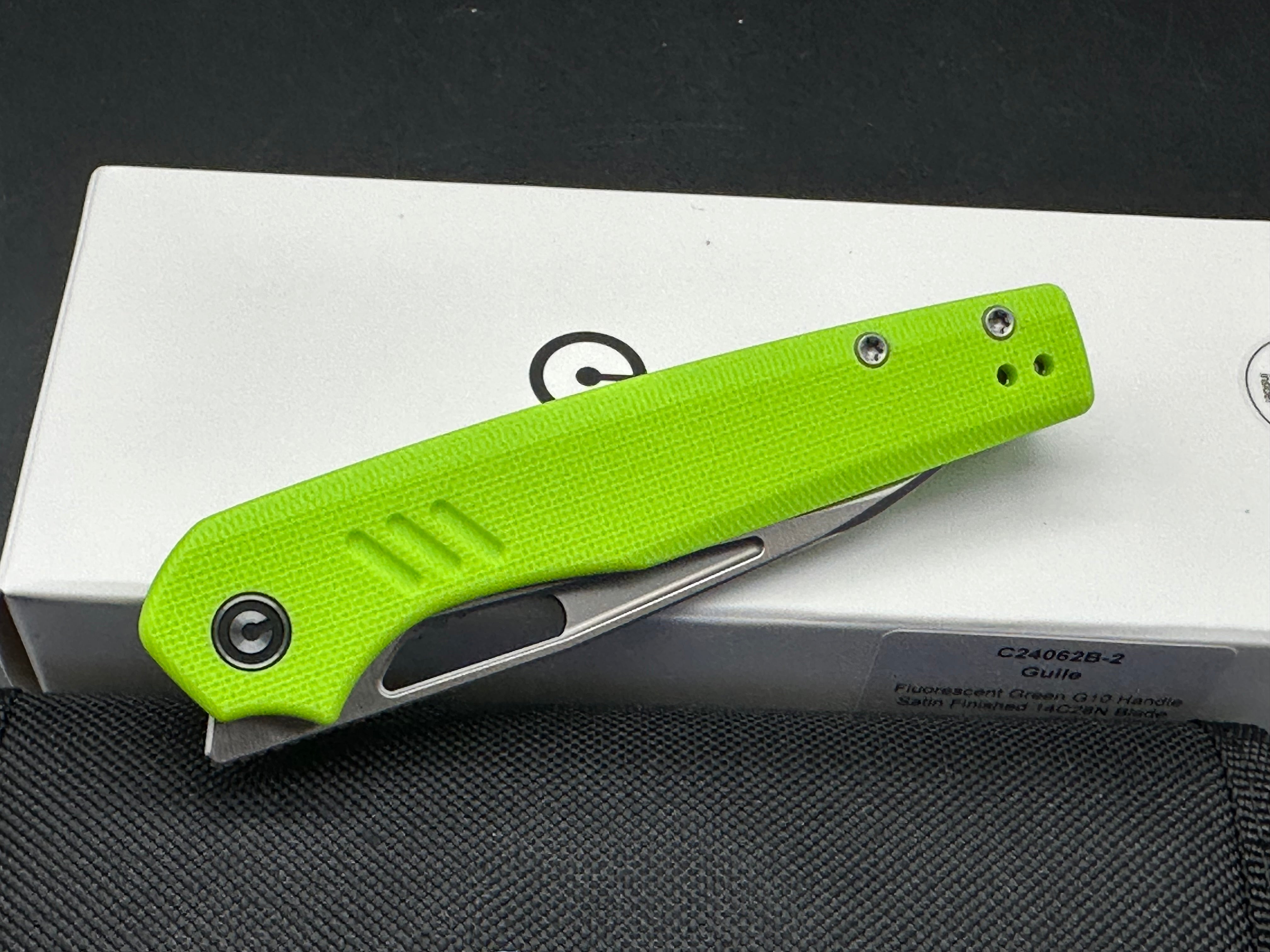 CIVIVI GUILE FLUORESCENT GREEN G10 HANDLE 14C28N PLAIN EDGE SATIN FINISH