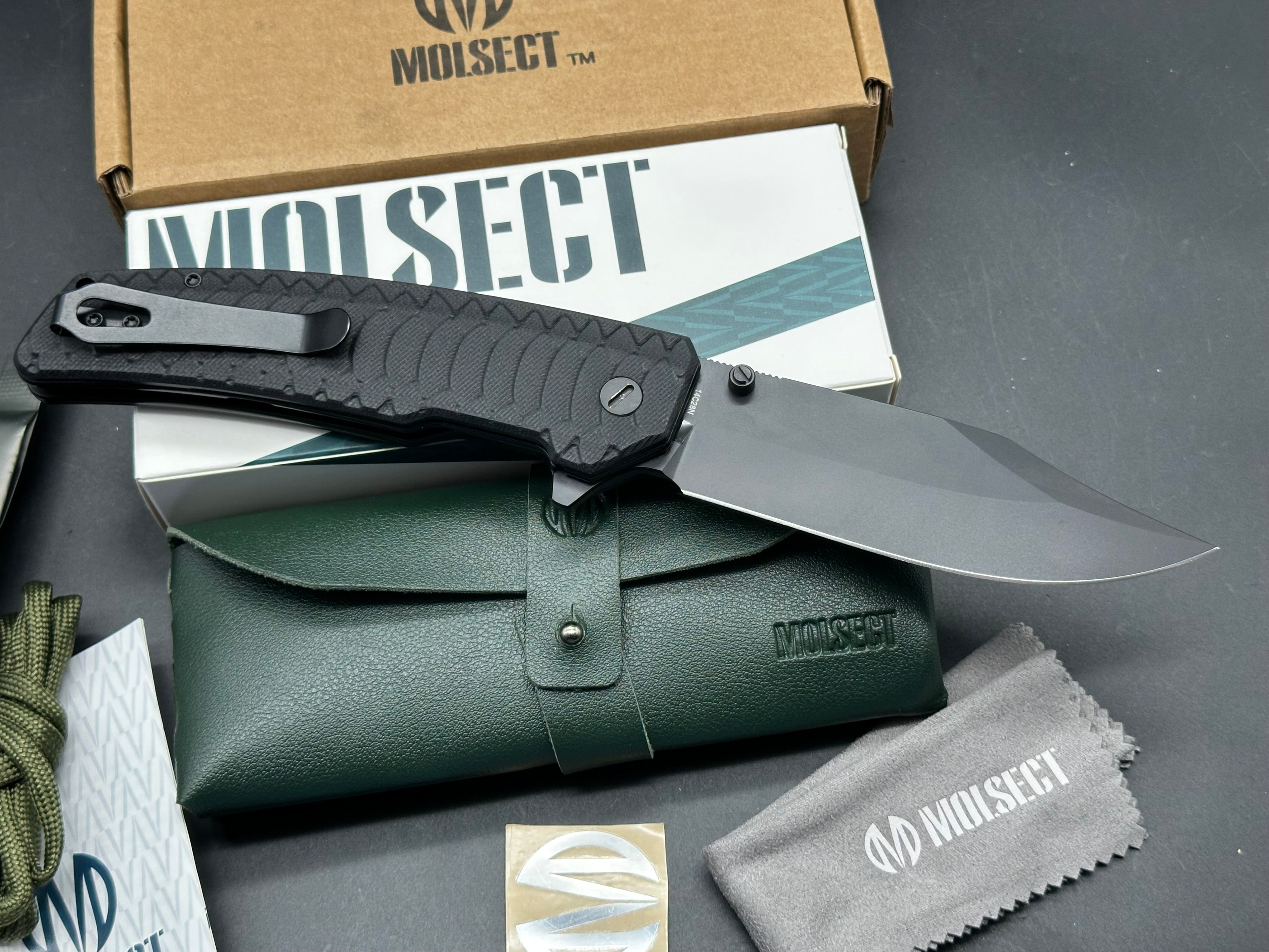 Molsect Jungle liner lock black G10 scales 14C28N black blade
