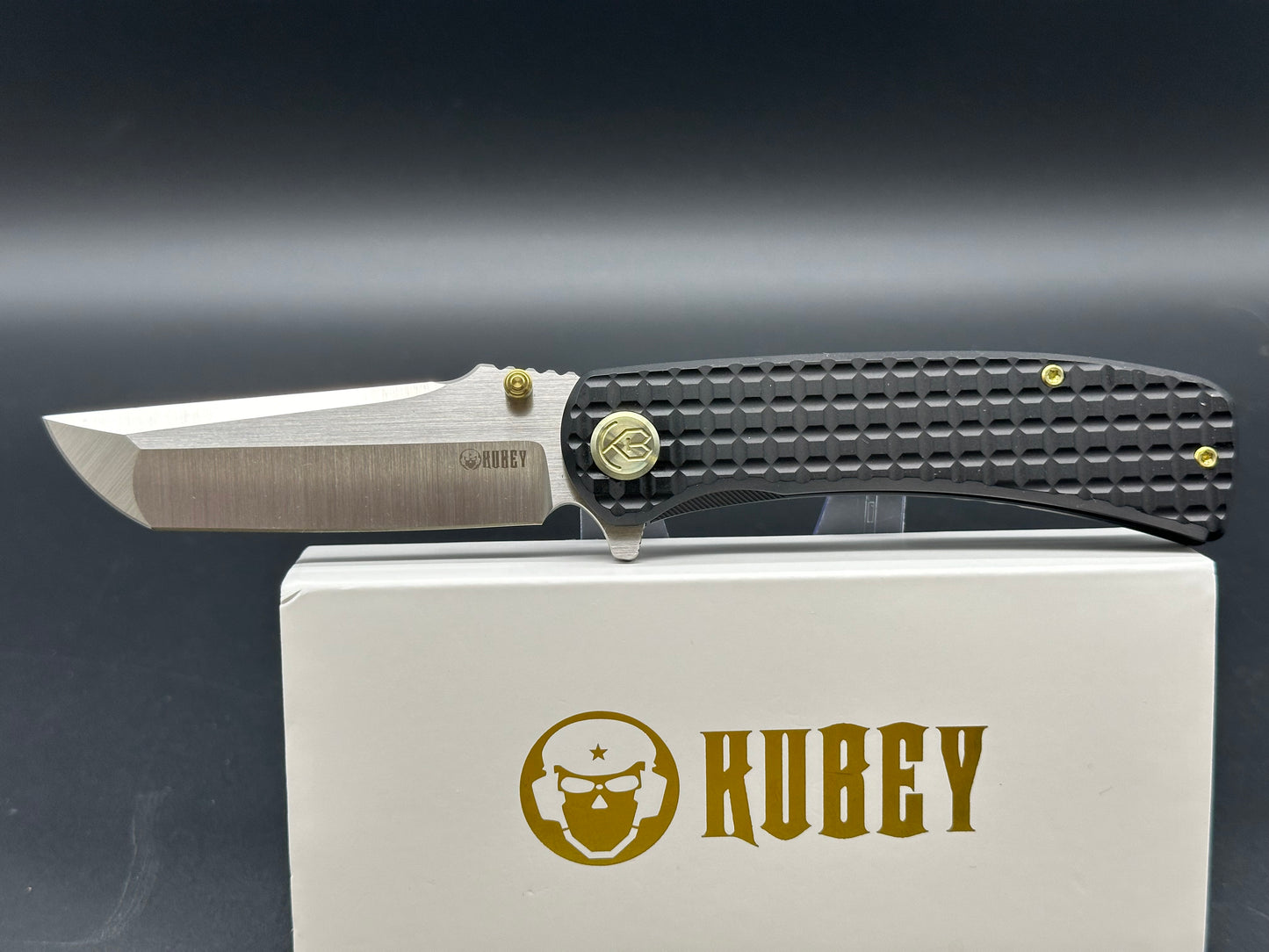 KUBEY INTERFLOW FOLDING KNIFE BLACK TITANIUM HANDLE M390 PLAIN EDGE BELT SATIN