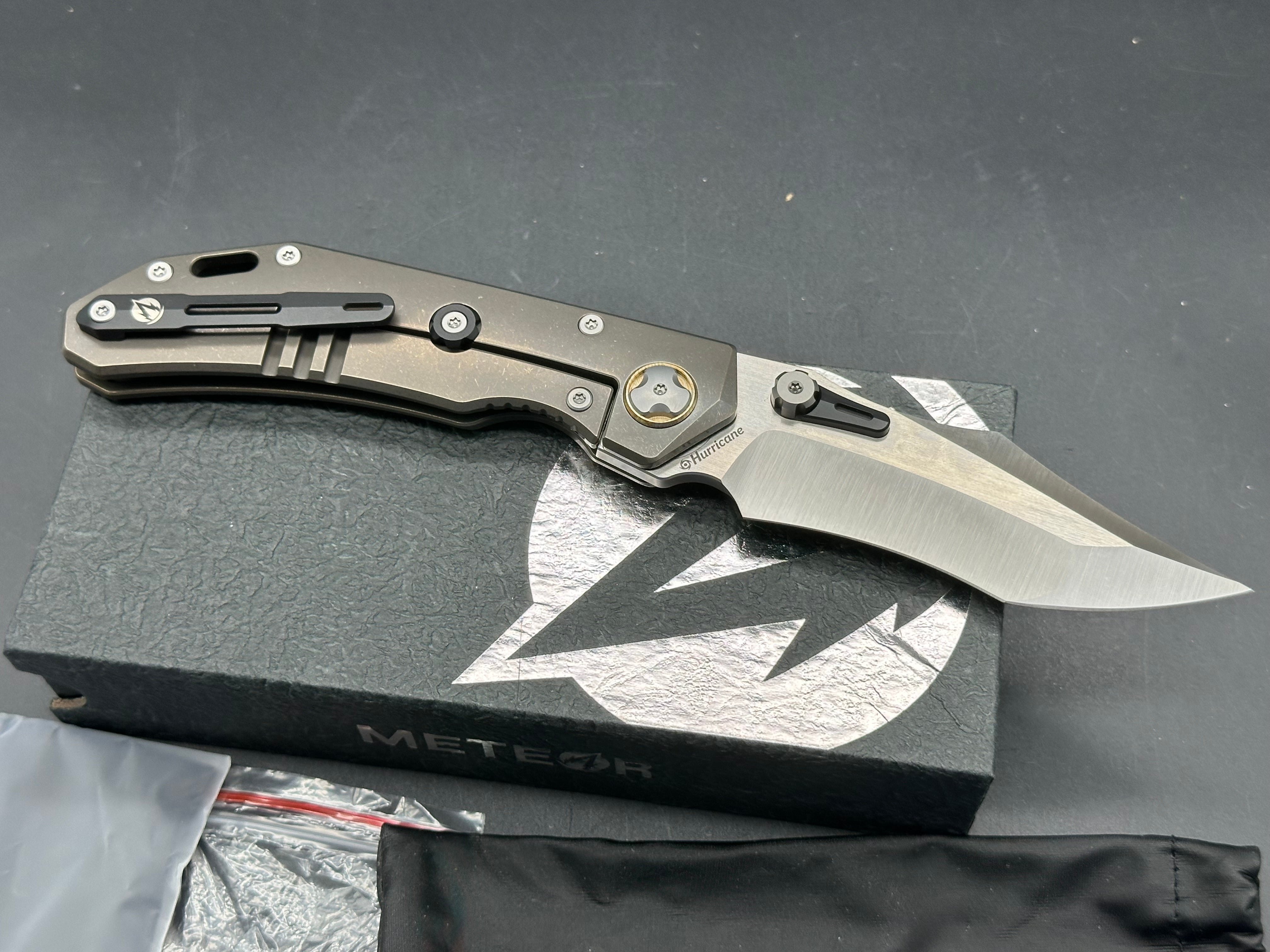 Meteor Knives RAVEN-HURRICANE titanium handle w/M390 blade