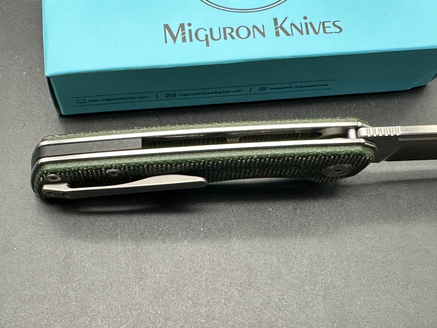 MIGURON KNIVES MALORY FLIPPER FOLDING KNIFE 3.5" SATIN 14C28N BLADE GREEN MICARTA HANDLE FOLDING KNIFE