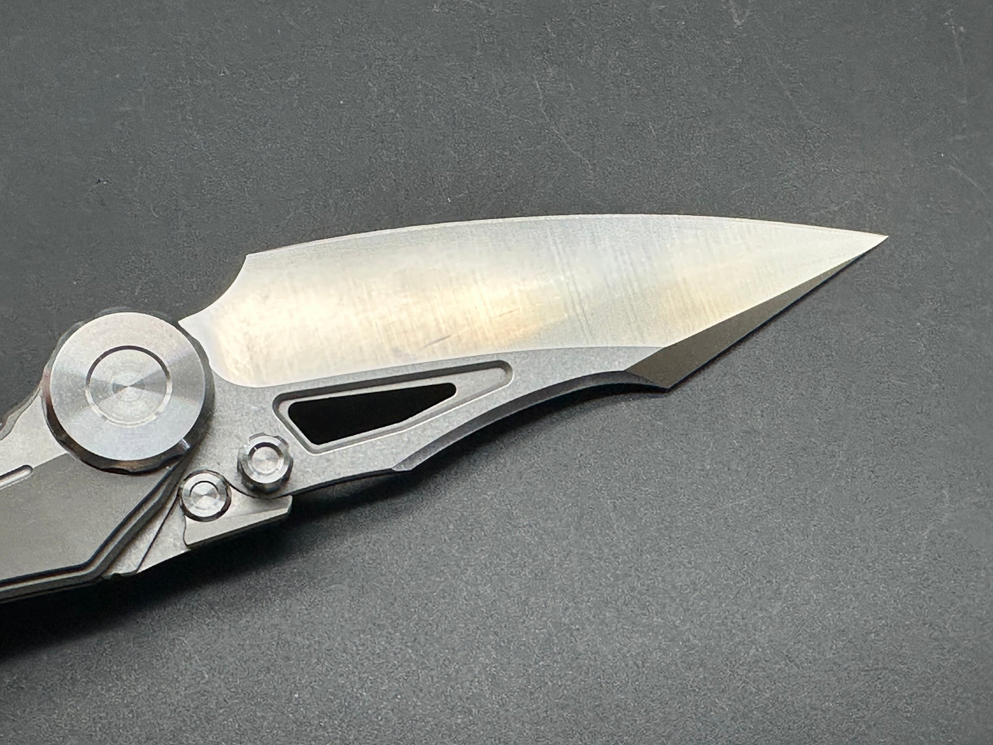 Nine Thorn S-07C Grey Milled Ti Frame Satin M390