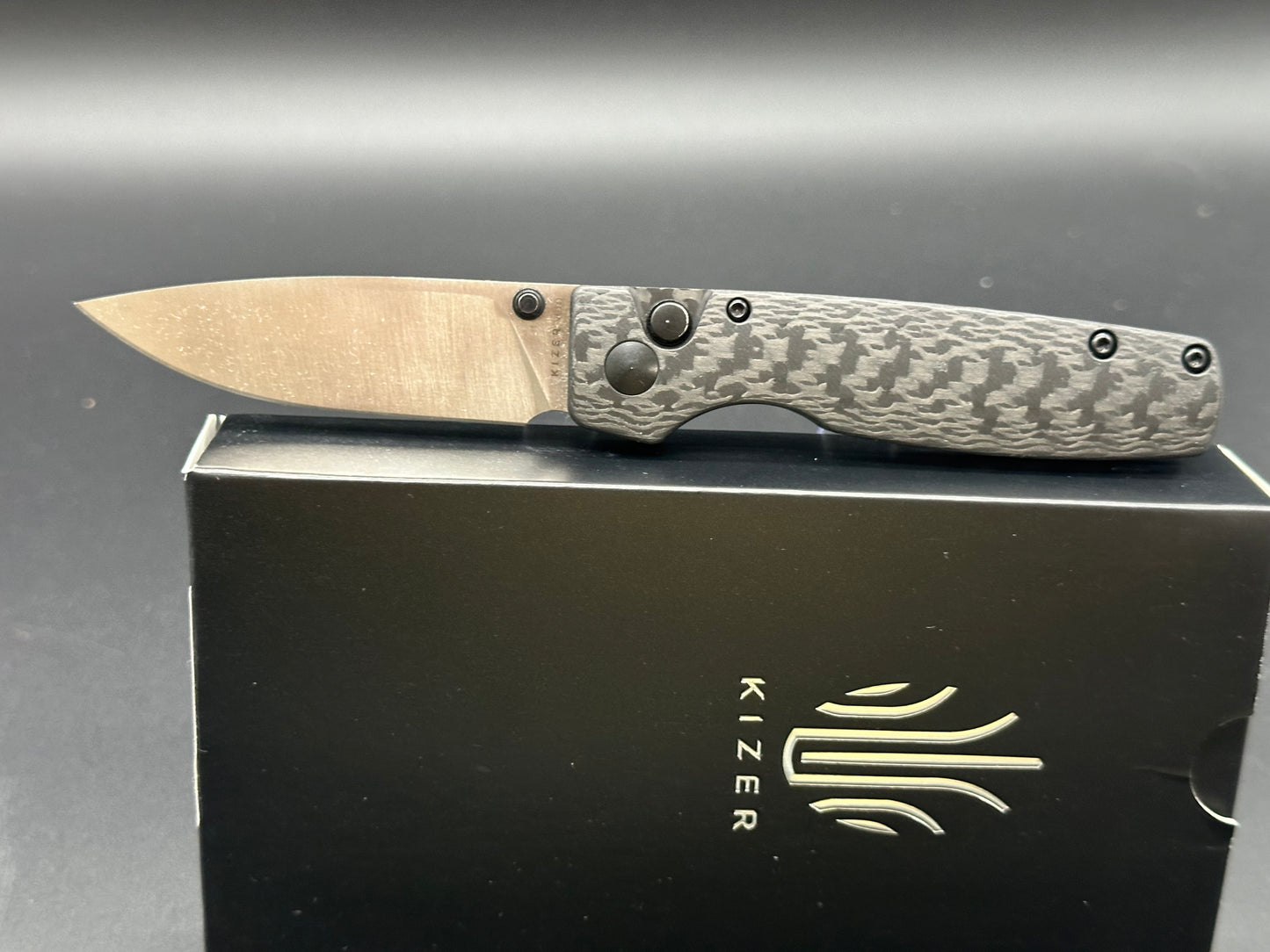 Kizer Original button lock folding knife carbon fiber scales w/154cm blade