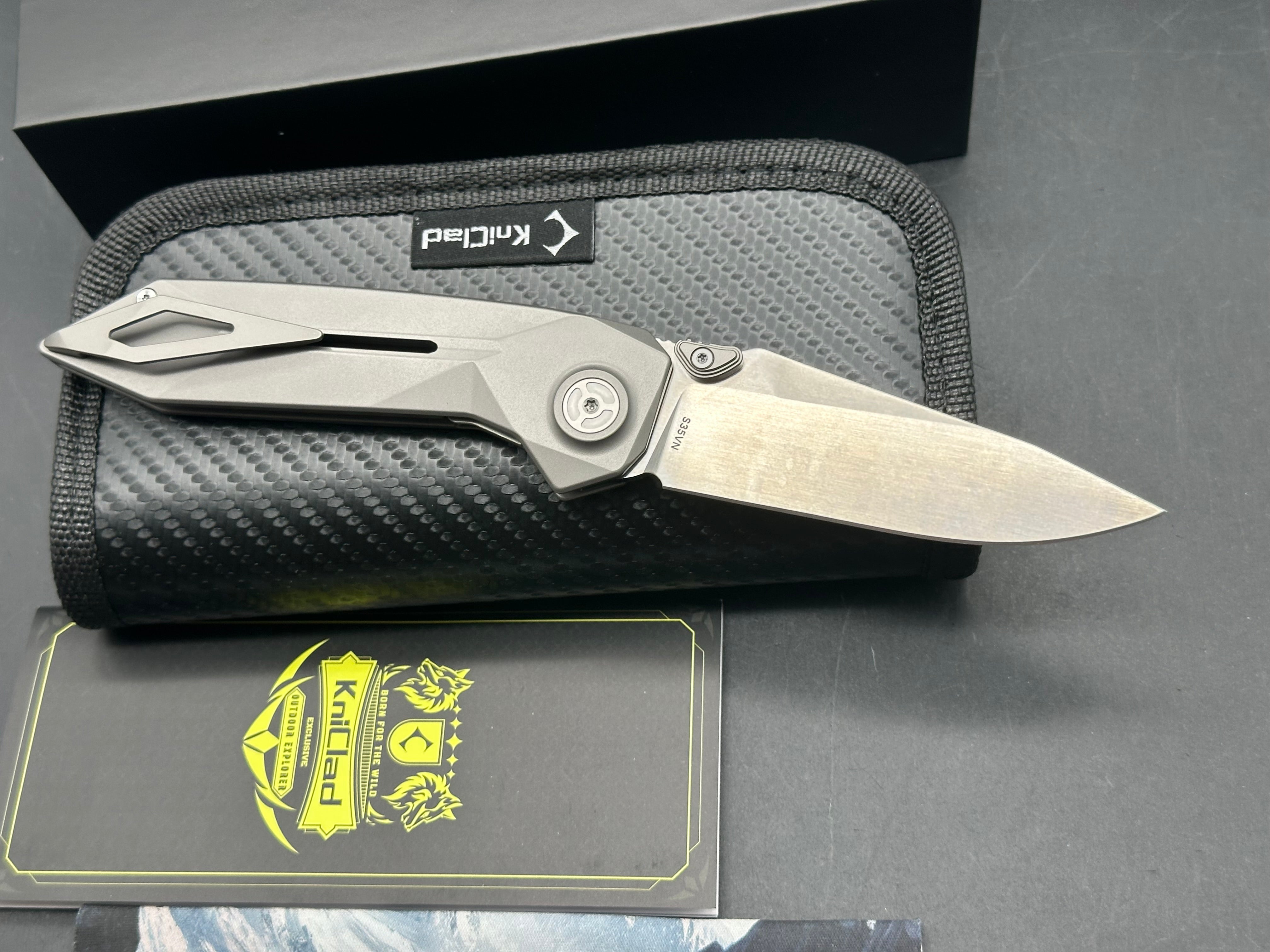 KniClad Summit titanium handle with S35VN blade