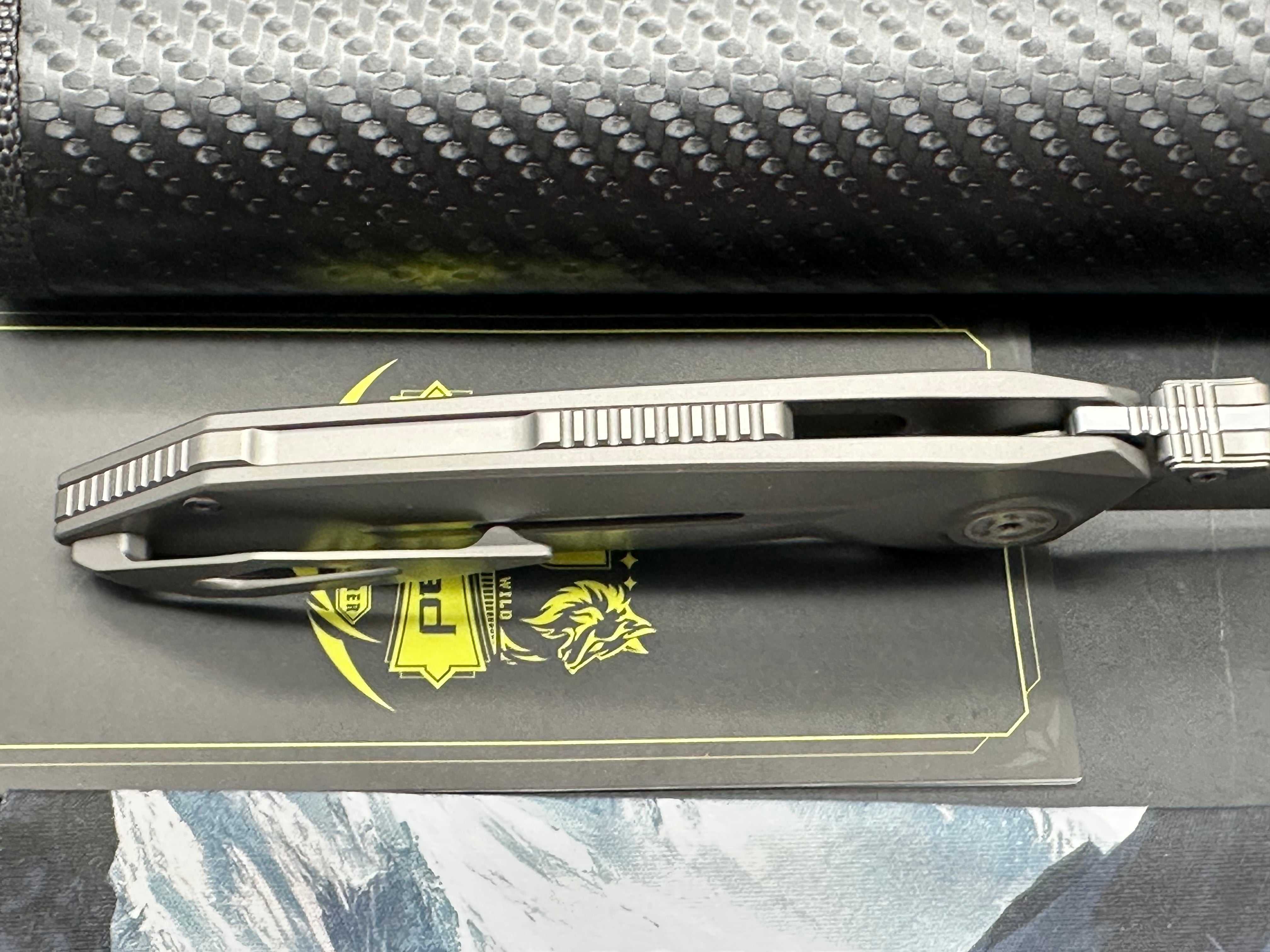 KniClad Summit titanium handle with S35VN blade