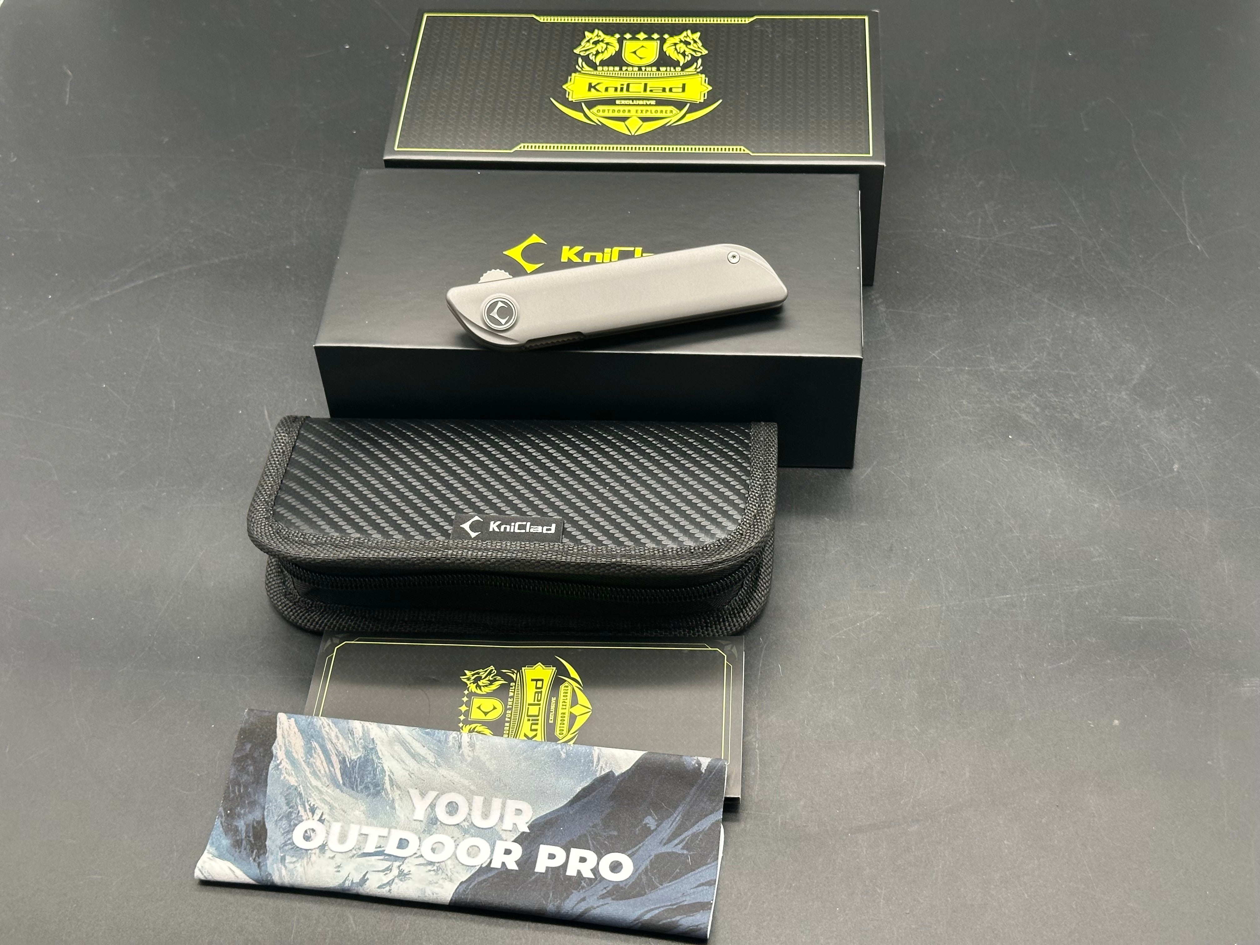 KniClad Folision titanium handle with 14C28N blade