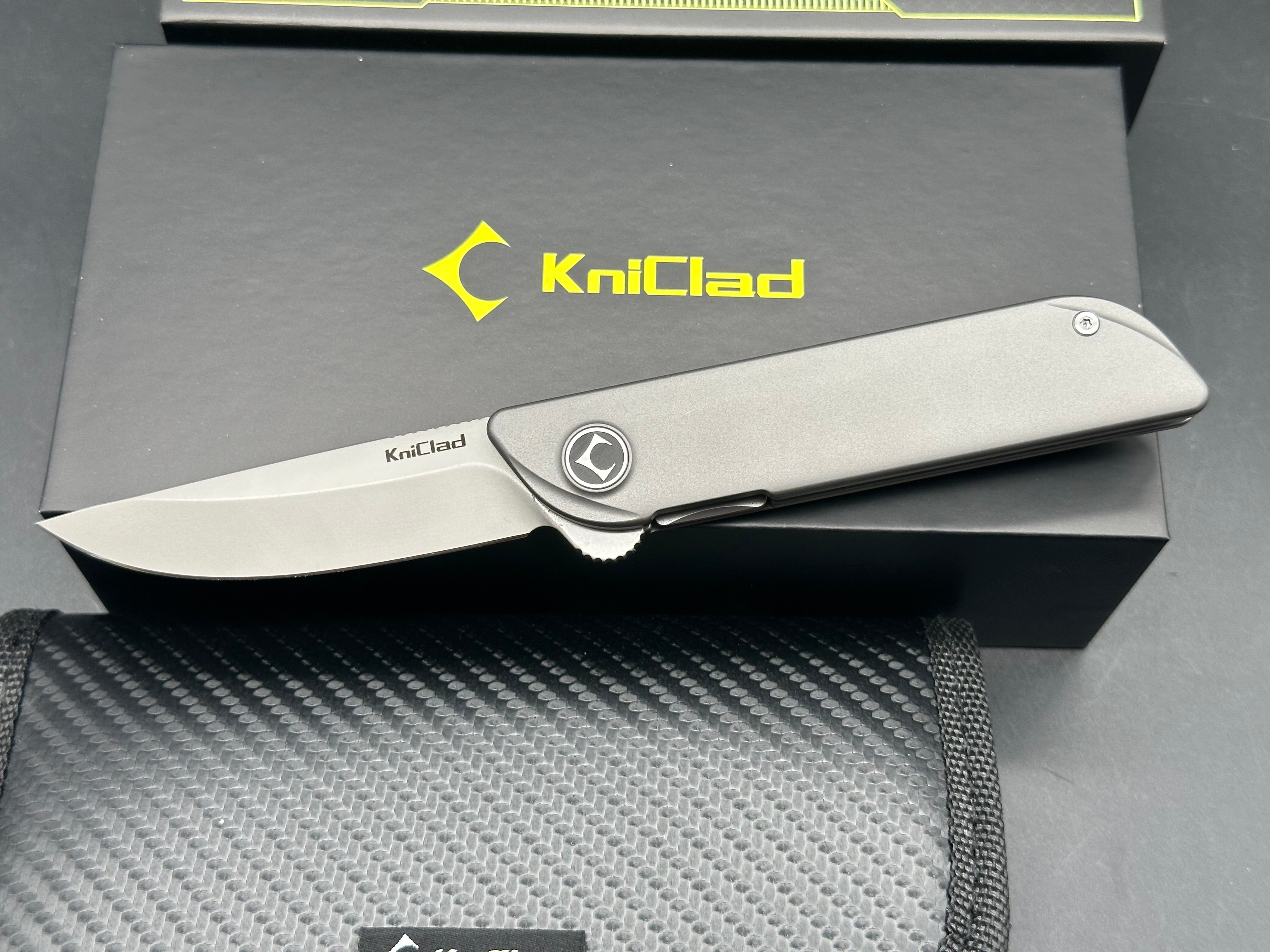 KniClad Folision titanium handle with 14C28N blade