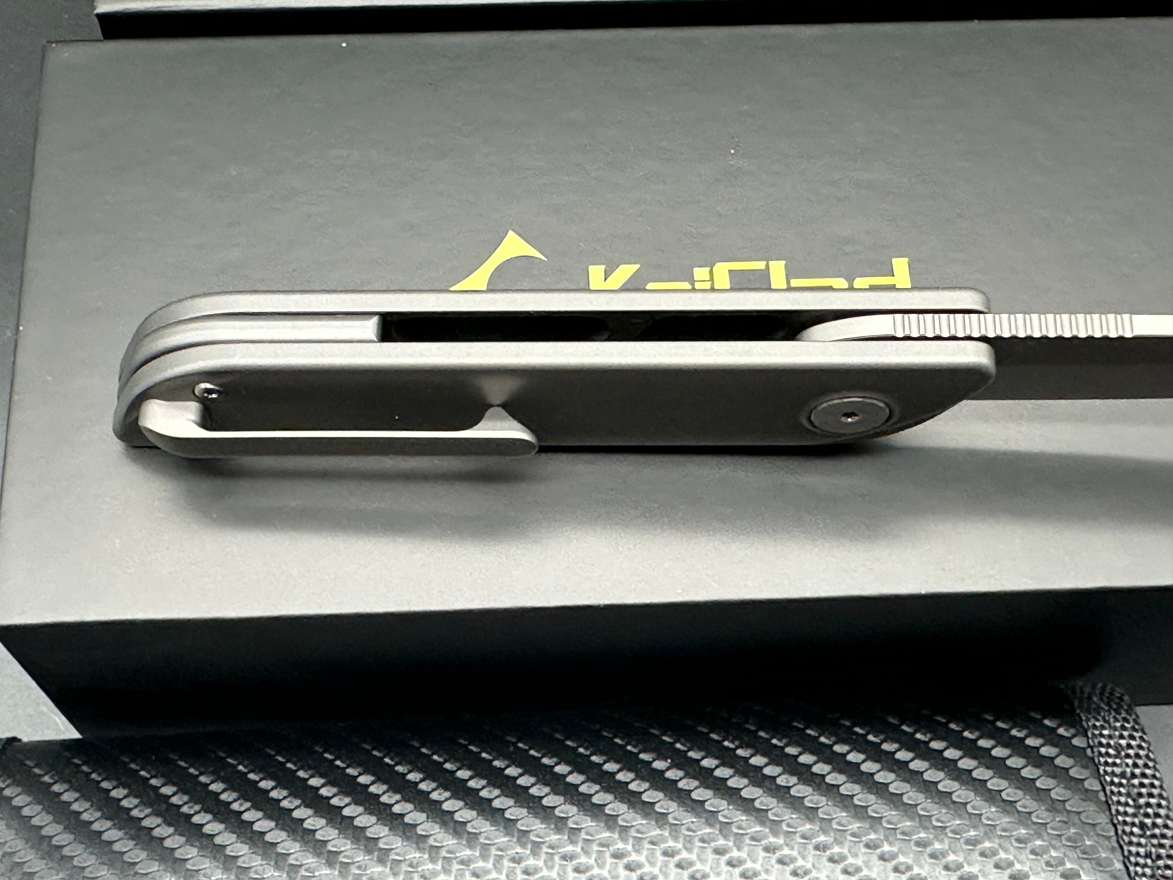 KniClad Folision titanium handle with 14C28N blade
