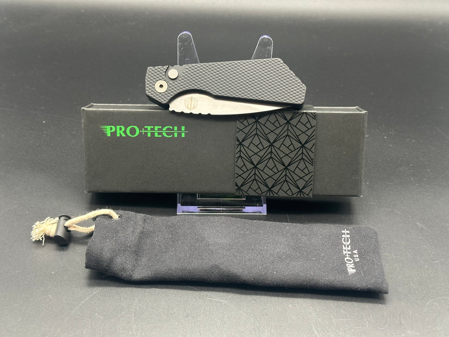 ProTech PT205 Strider PT + Auto Magnacut