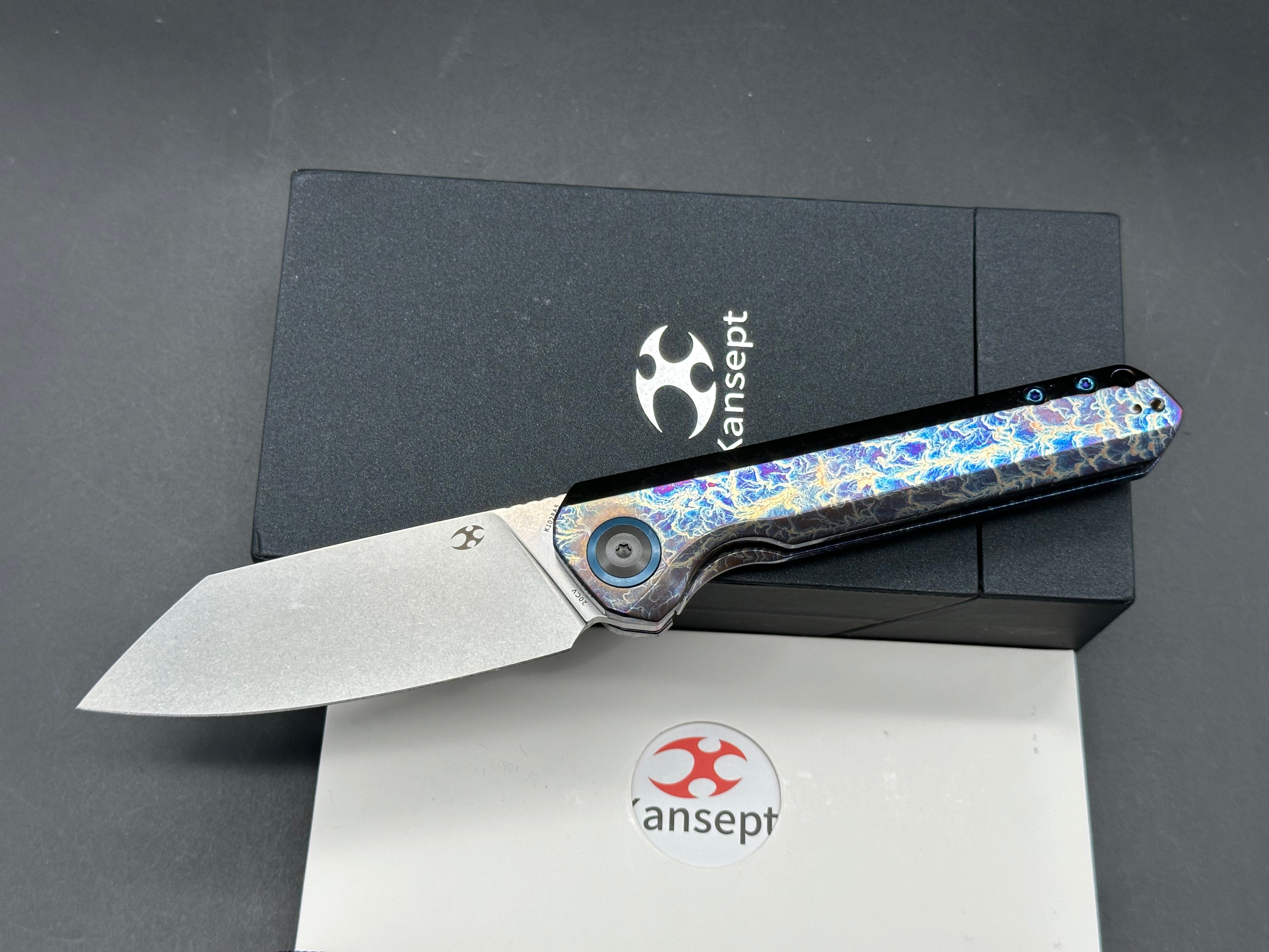 KANSEPT BULLDOZER LIGHTNING STRIKE TITANIUM HANDLE 20CV PLAIN EDGE