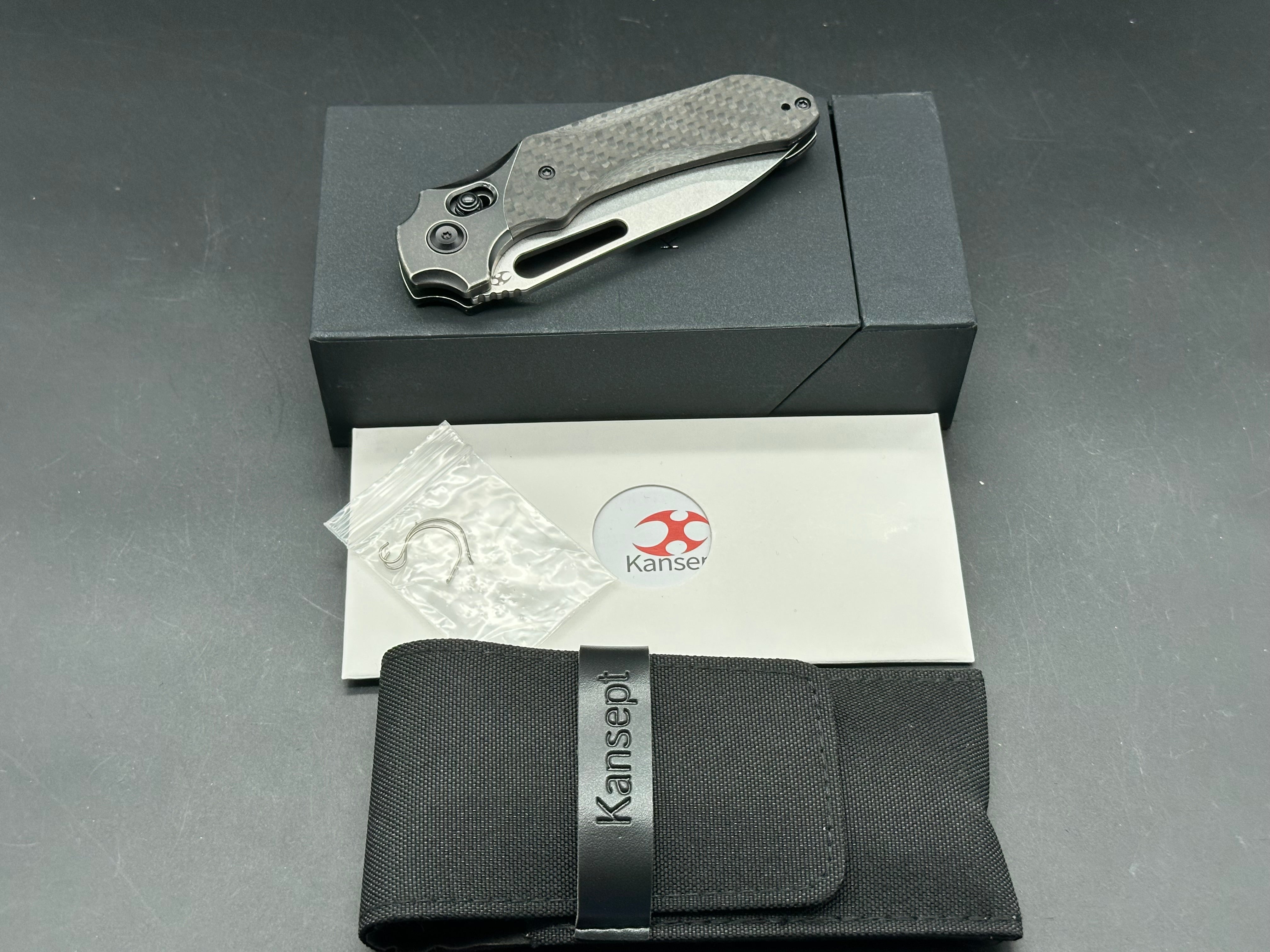 KANSPET QUASAR BLACKWASH TITANIUM/TWILL CARBON FIBER HANDLE 20CV BLADE