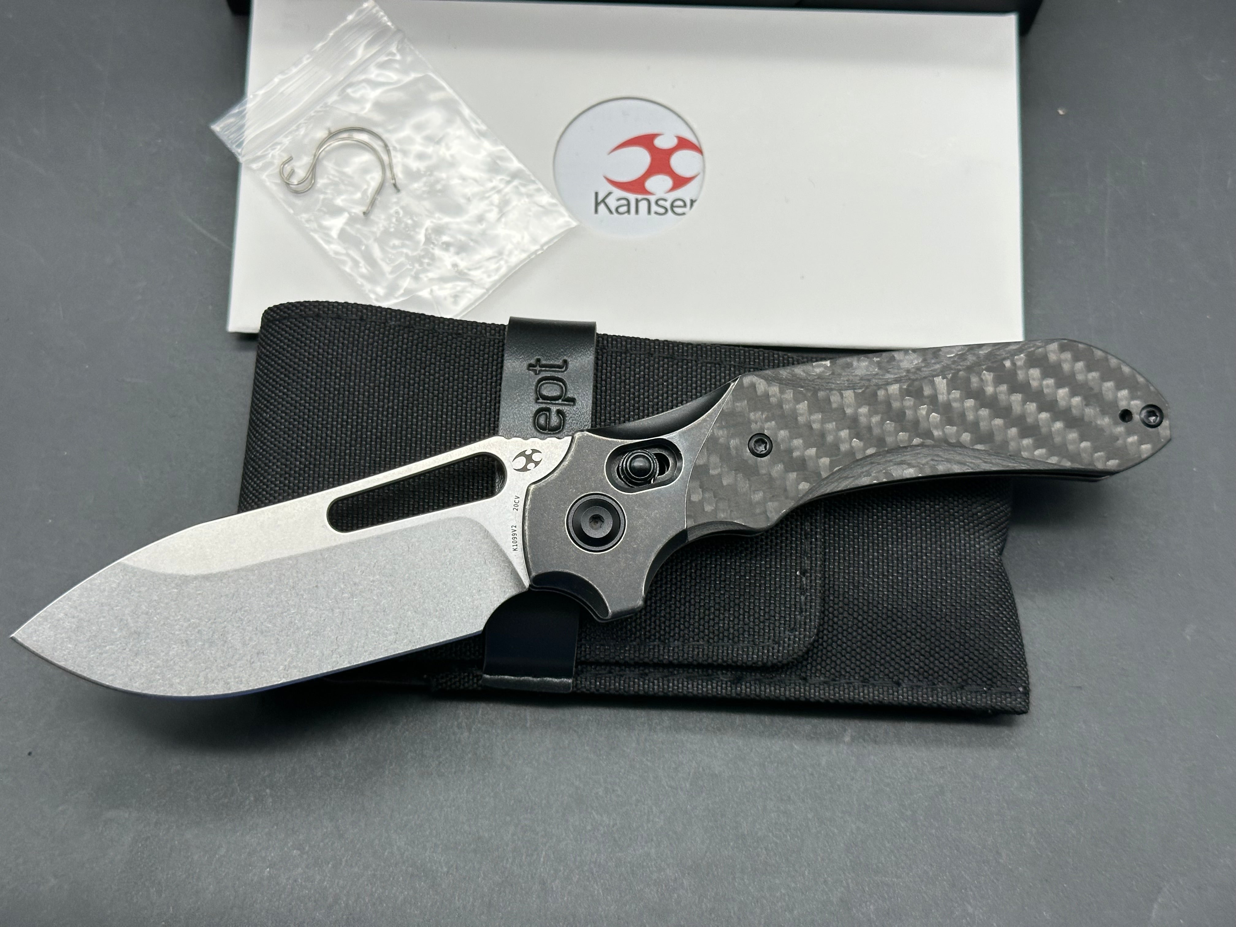KANSPET QUASAR BLACKWASH TITANIUM/TWILL CARBON FIBER HANDLE 20CV BLADE