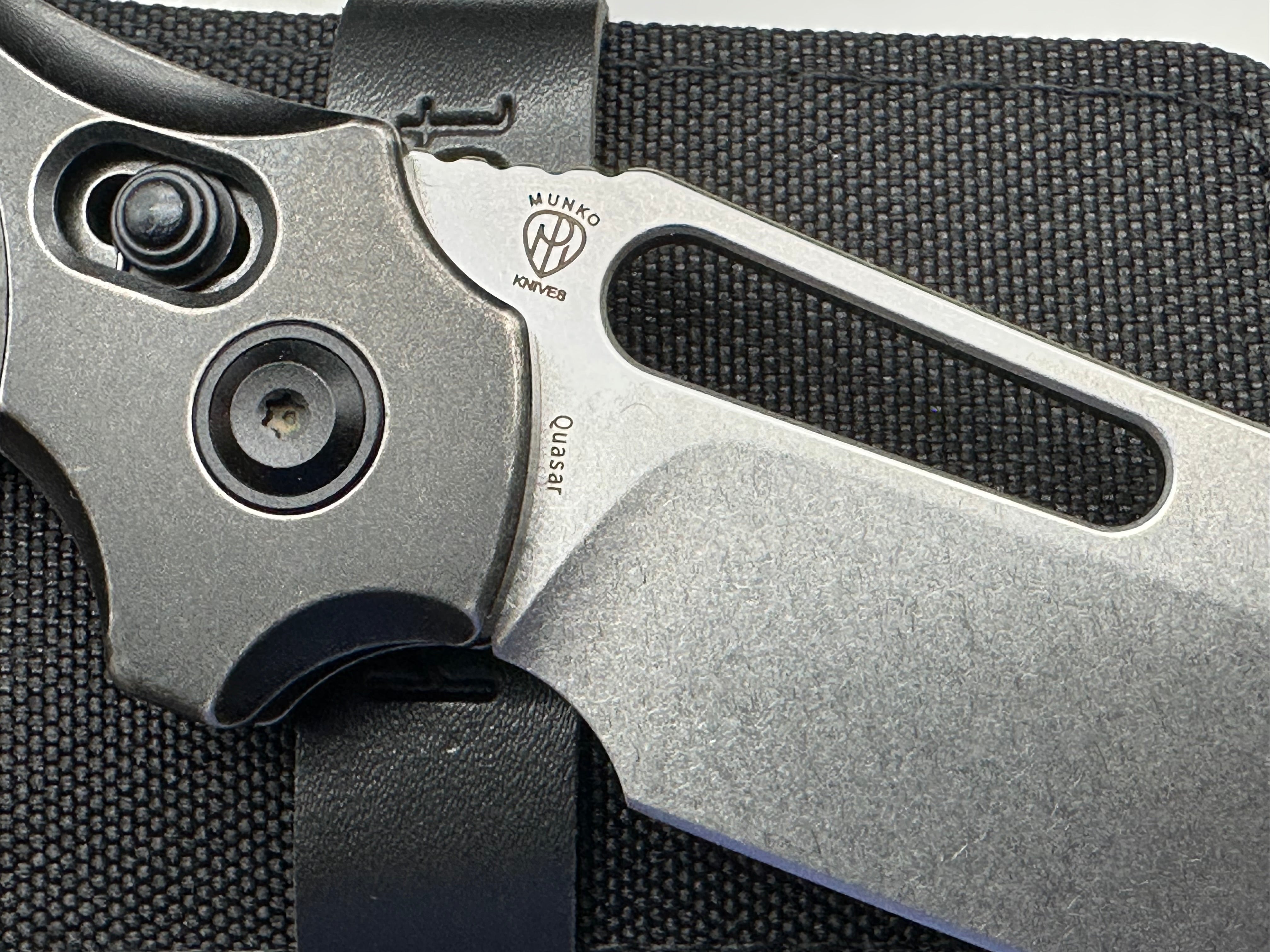 KANSPET QUASAR BLACKWASH TITANIUM/TWILL CARBON FIBER HANDLE 20CV BLADE