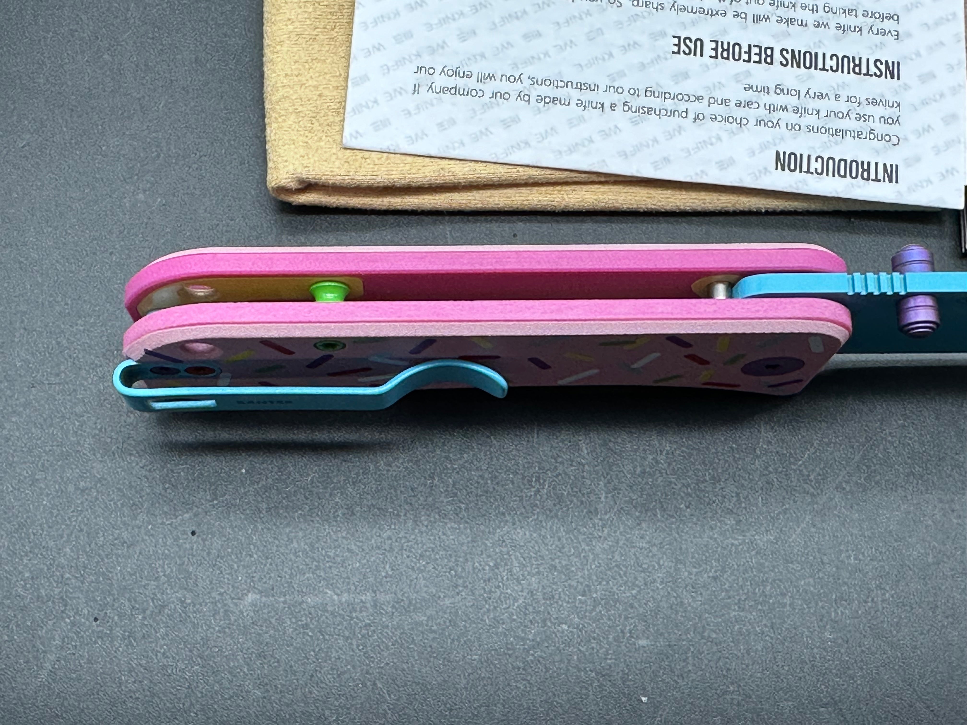 WE Knife Co. Dessert Warrior Banter Knife Pink G-10 (2.9" Blue) Donut