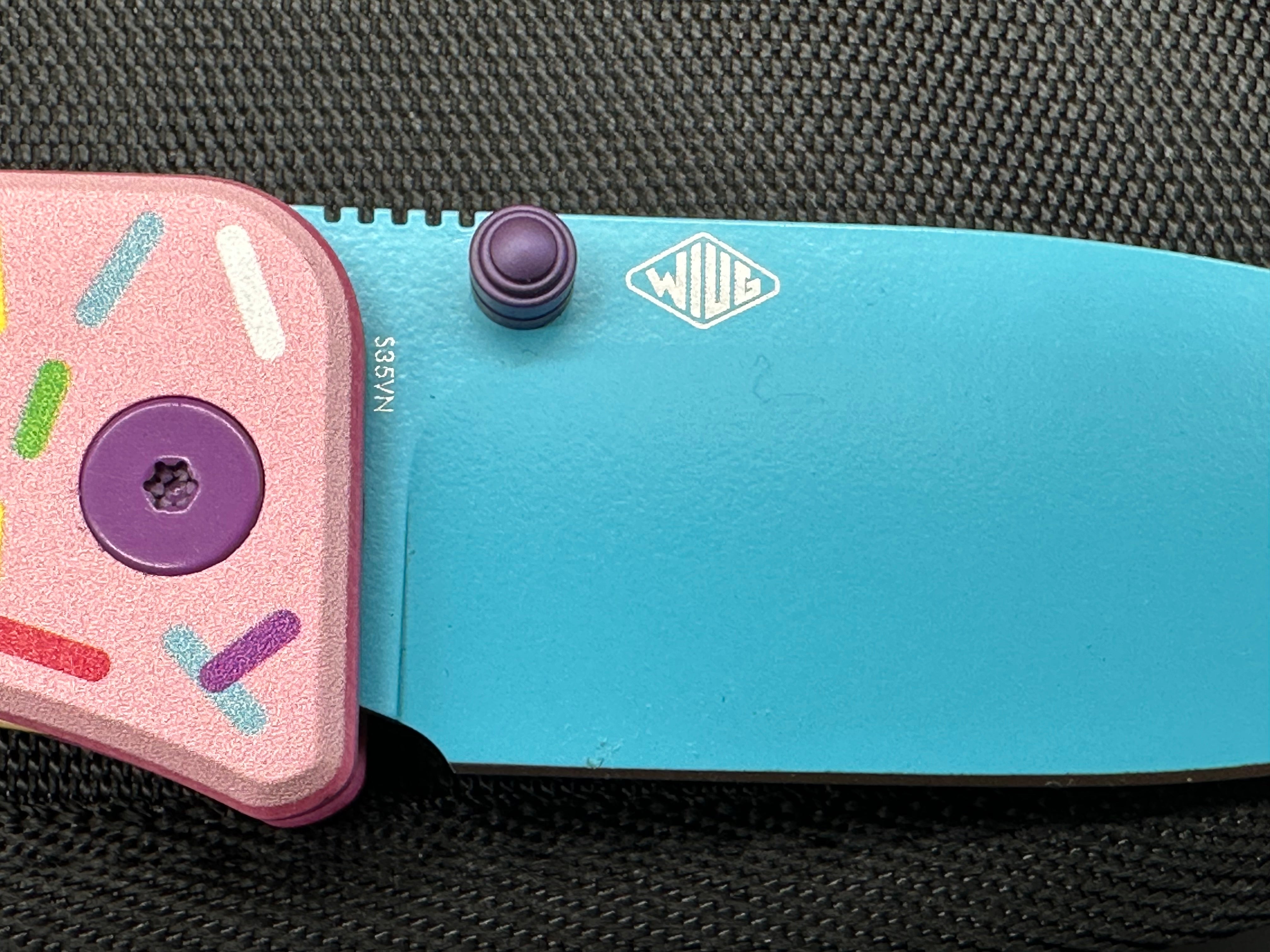 WE Knife Co. Dessert Warrior Banter Knife Pink G-10 (2.9" Blue) Donut