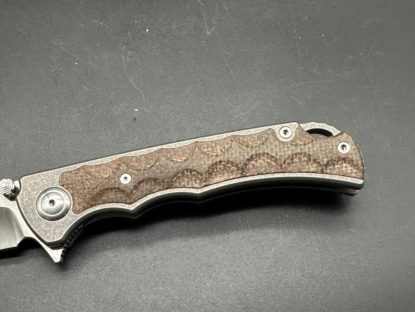 TWOSUN TS336 BROWN MICARTA/TITANIUM HANDLE 14C28N