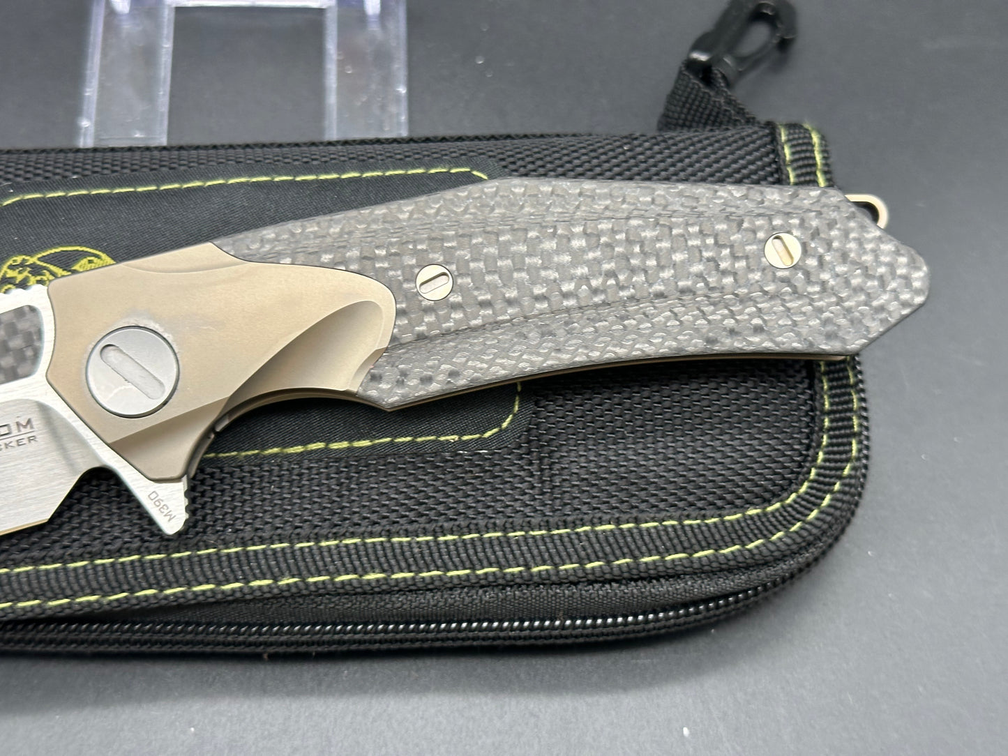 Kevin John Venom Attacker titanium/CF handle w/M390 blade