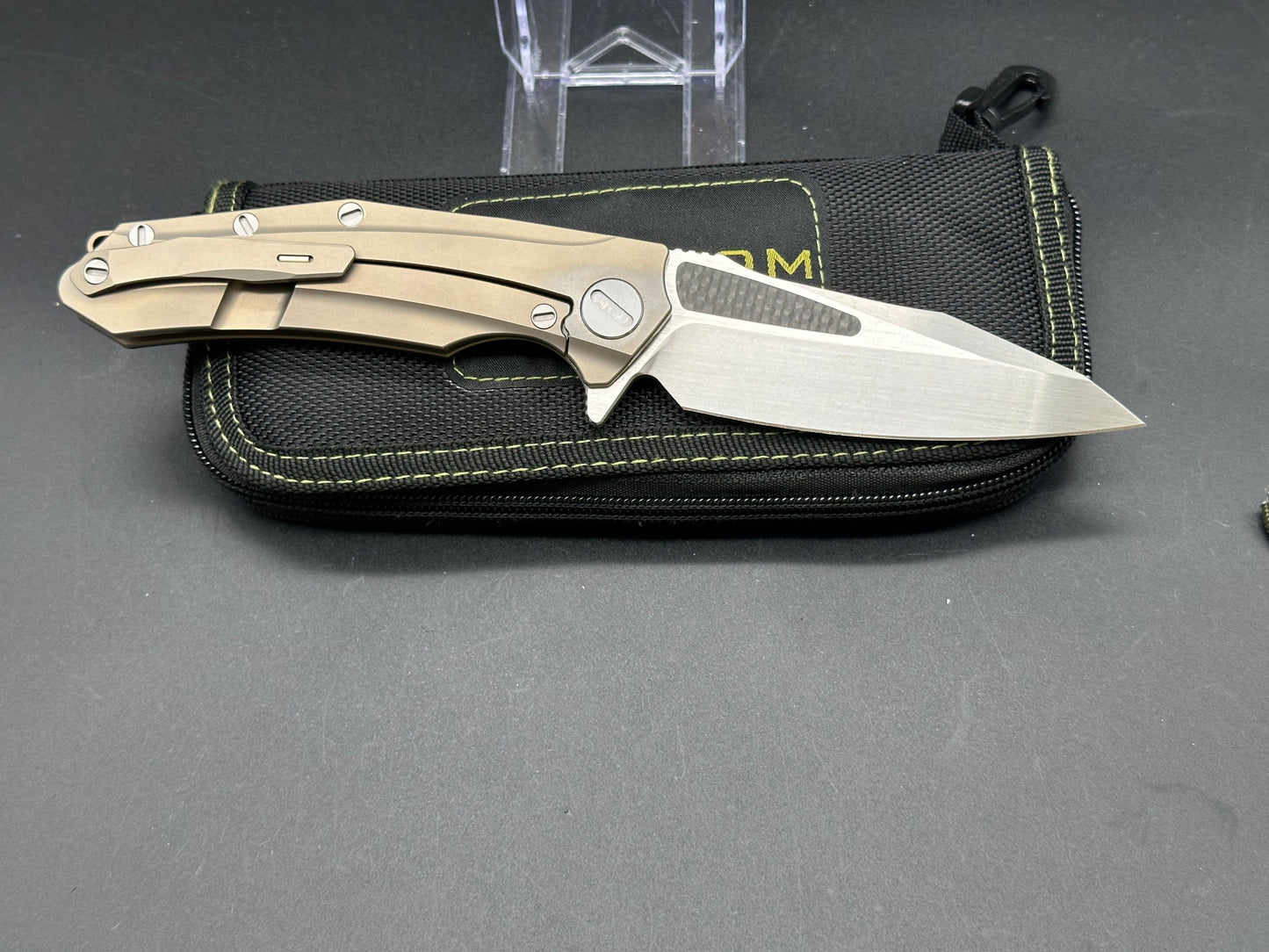 Kevin John Venom Attacker titanium/CF handle w/M390 blade