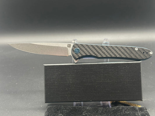 Artisan Cutlery Shark Carbon Fiber/G10 handle w/S35VN blade