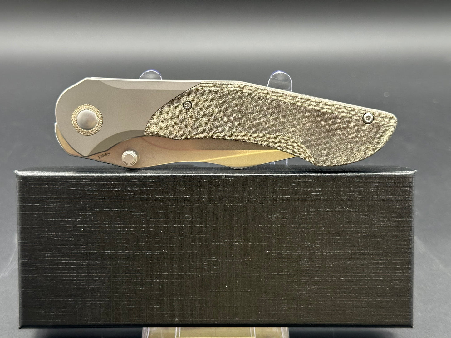 KIZER MYSTIC PAUL MUNKO POCKET KNIFE TITANIUM & MICARTA HANDLE REX45 STEEL