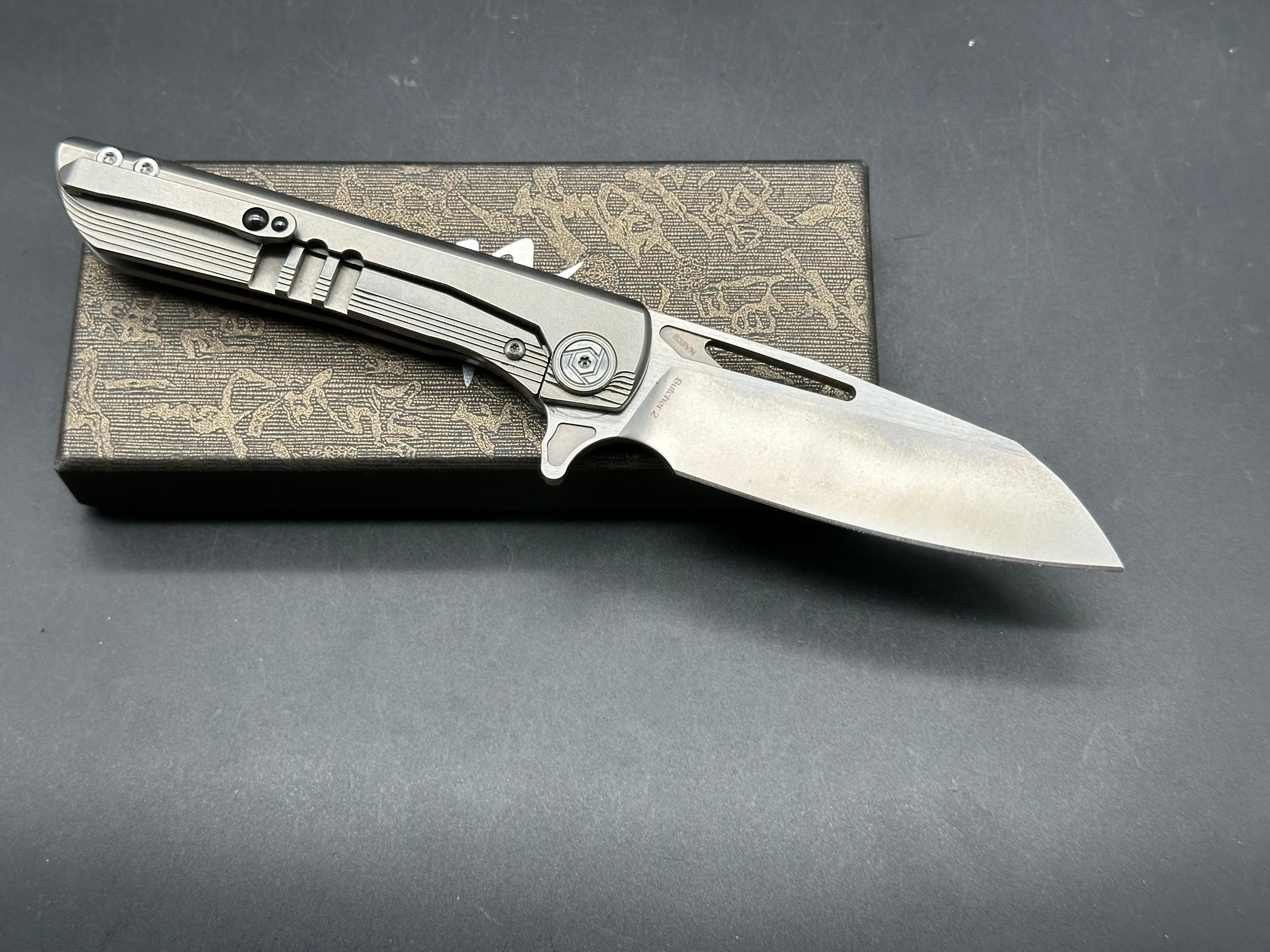 CH KNIVES BUTCHER 2 FLIPPER KNIFE GRAY TITANIUM HANDLE PLAIN S35VN BLADE