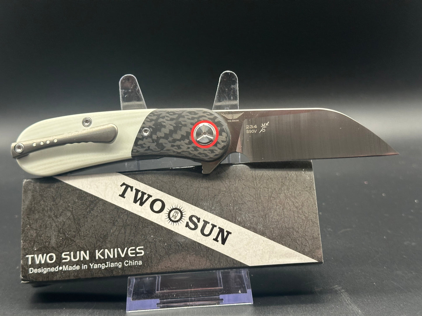 TwoSun TS204 Bronc Tepe design Carbon Fiber/G1 scales w/S90V blade