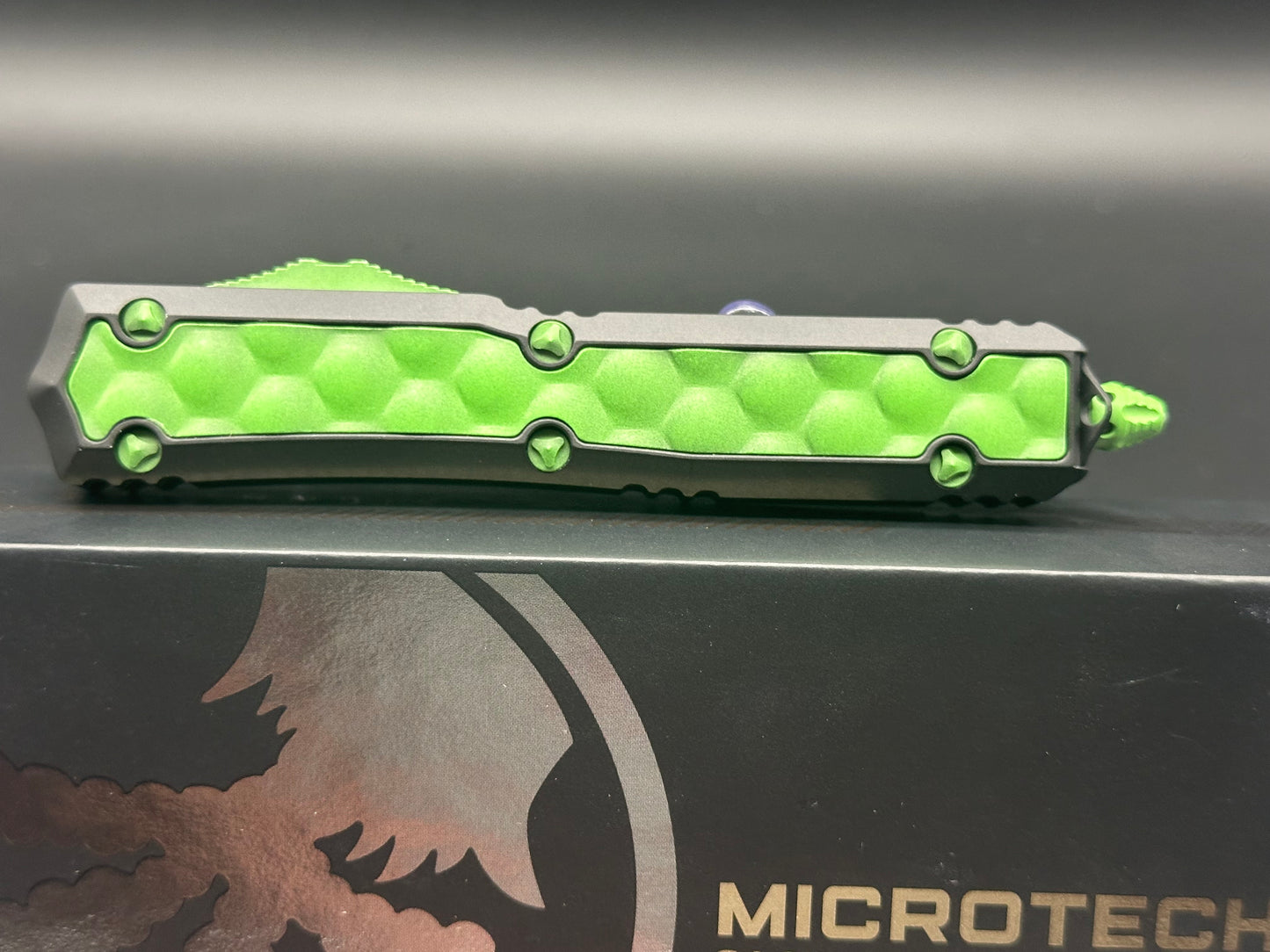 Microtech Makora Green Mamba M390 D/E