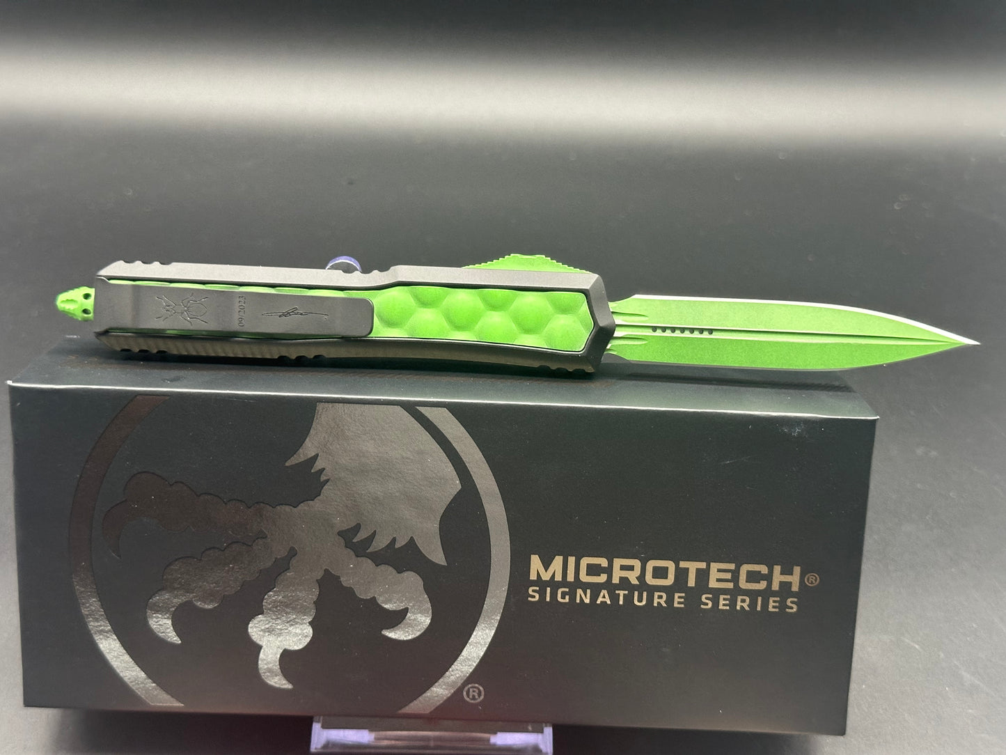 Microtech Makora Green Mamba M390 D/E