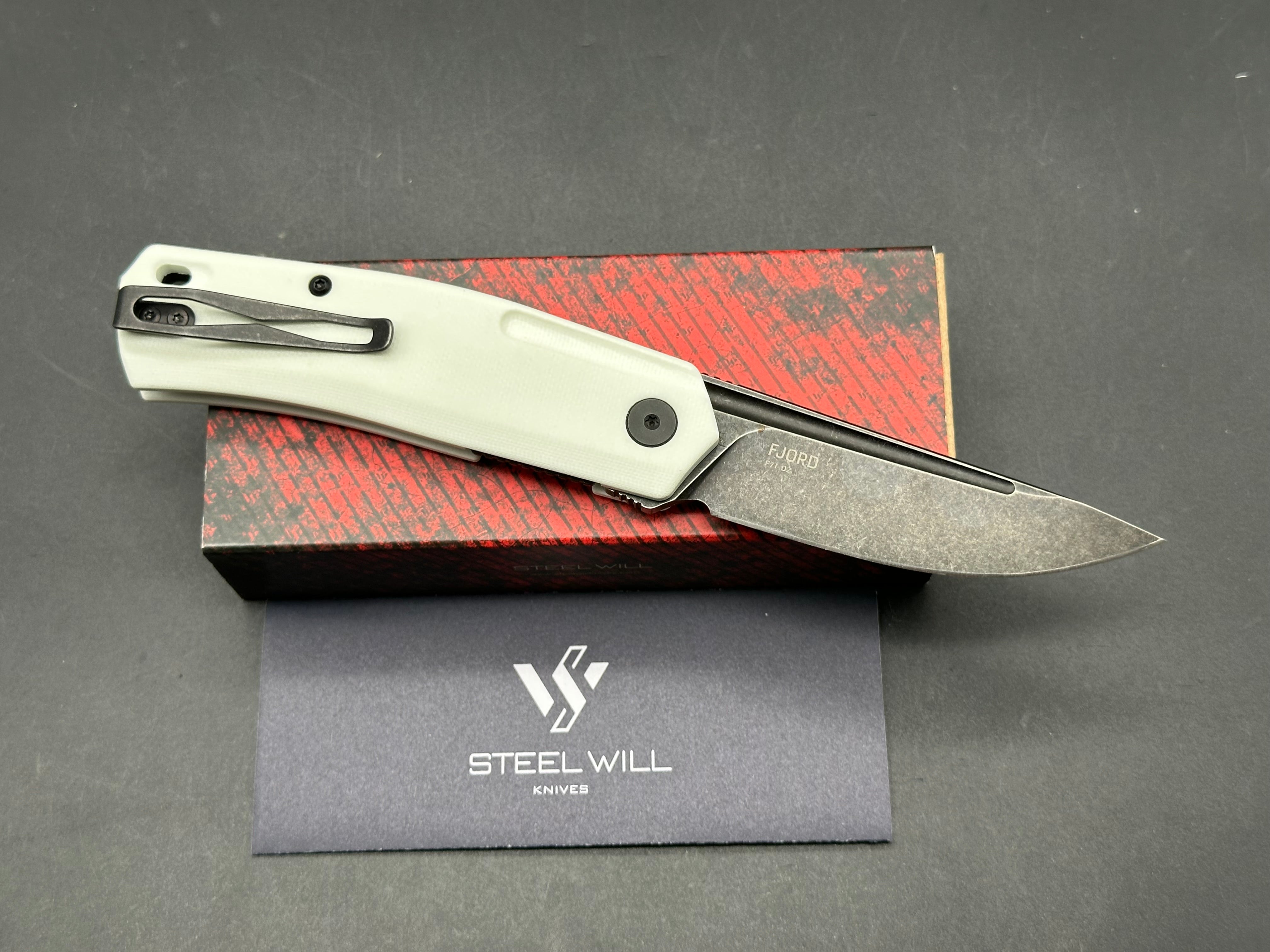 Steel Will Fjord Liner Lock Knife White G-10 (3.5" Black Stonewash)