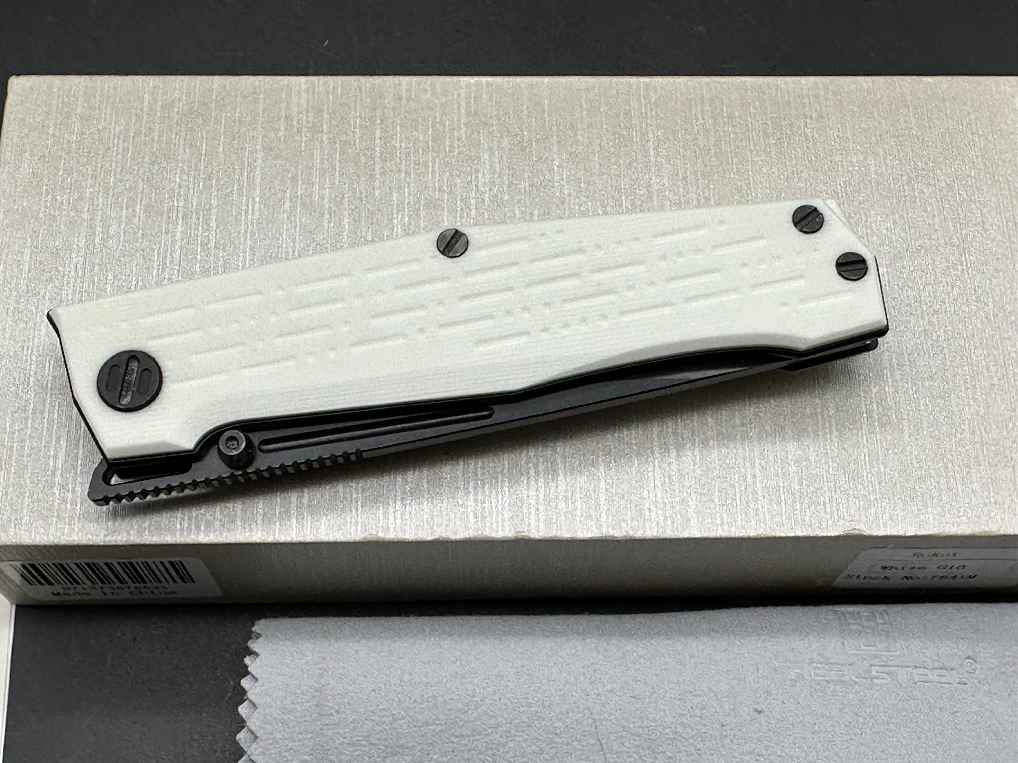 Real Steel Rokot Liner Lock Knife White G-10 (3.6" Black N690)