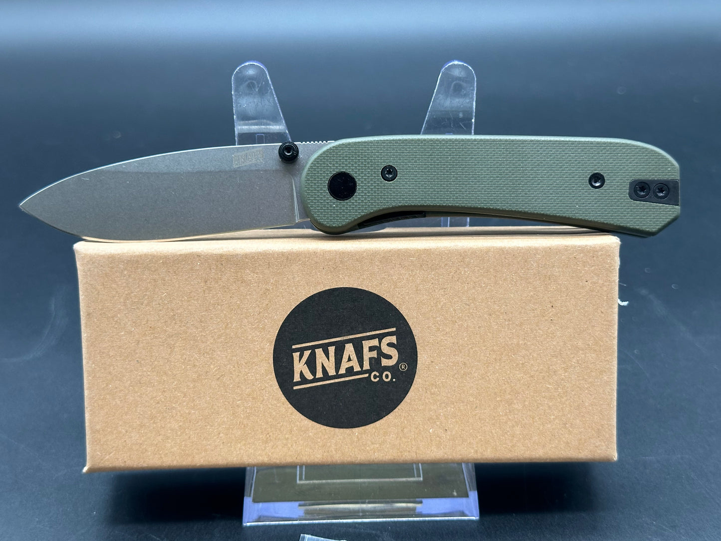 Knafs Lander 1, 2.75" D2 Blade with OD Green G10 Handle