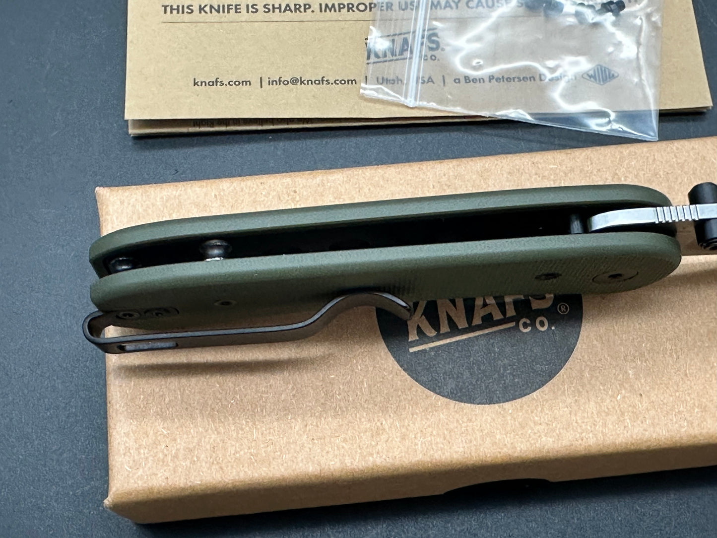 Knafs Lander 1, 2.75" D2 Blade with OD Green G10 Handle