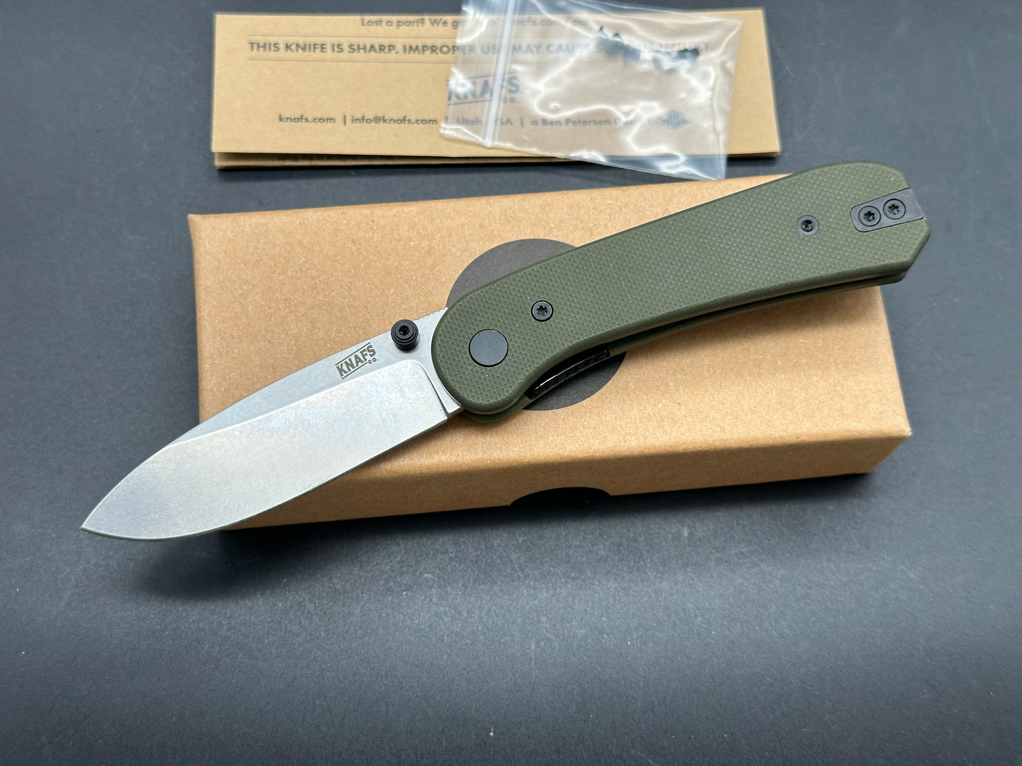 Knafs Lander 1, 2.75" D2 Blade with OD Green G10 Handle