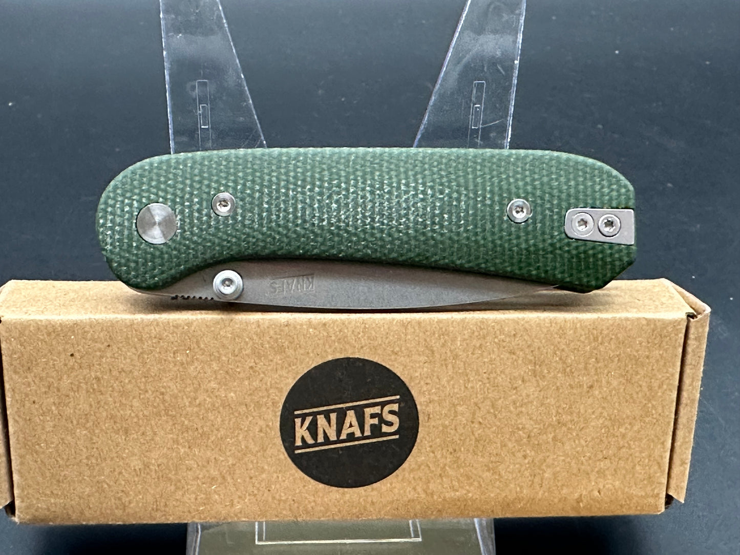 Knafs Lander 1, 2.75" 14C28N Blade with Green Micarta Handle