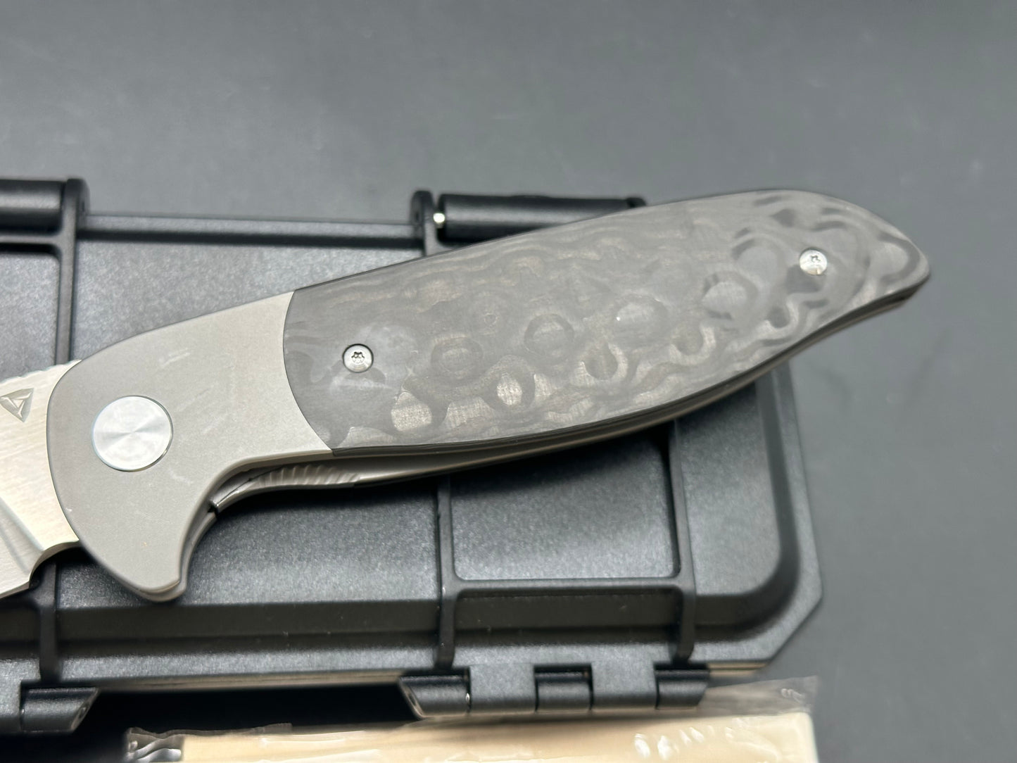 TUYA CALADAN FOLDING KNIFE CARBON FIBER HANDLE S90V