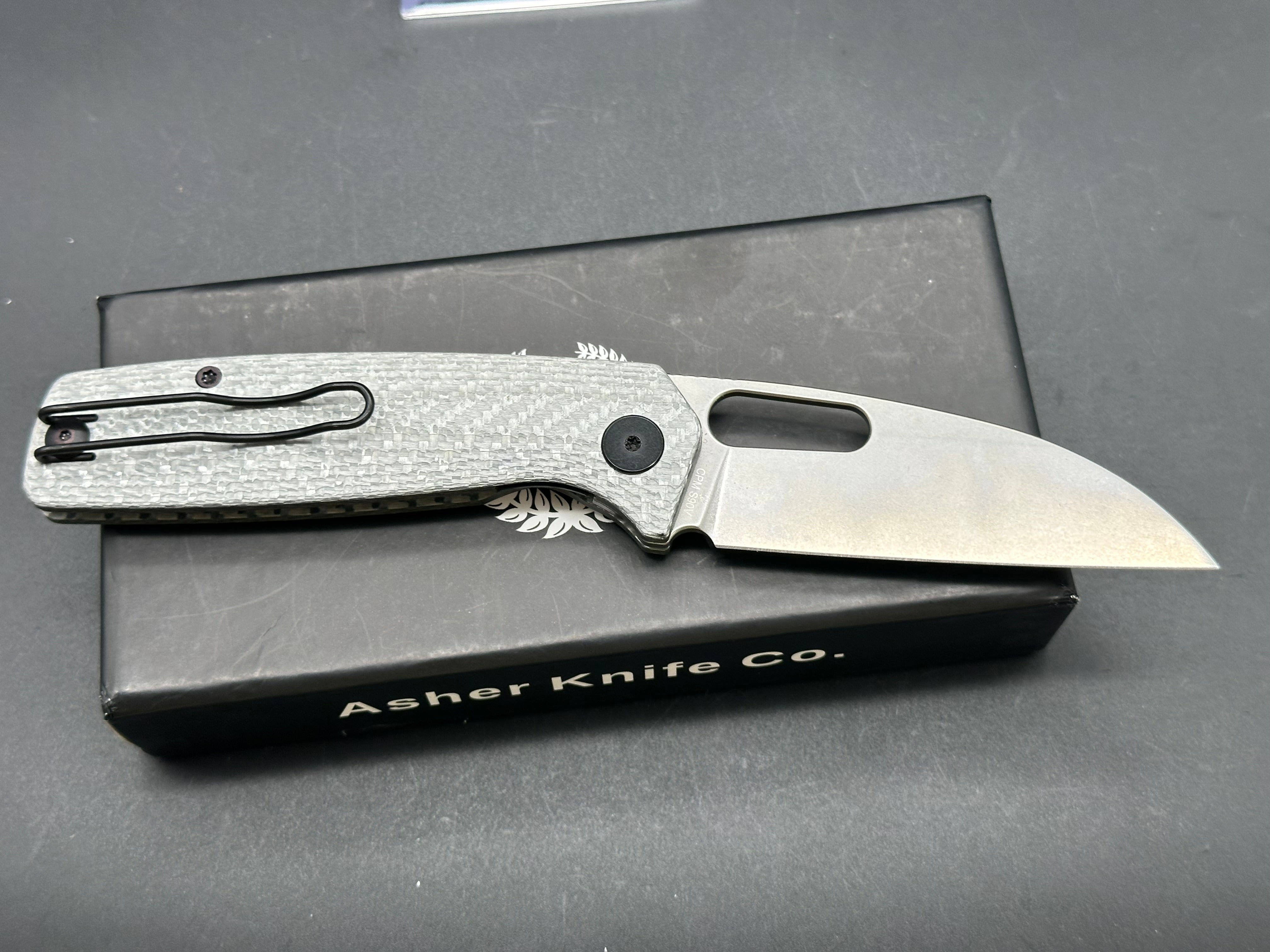 Asher Spiro Silver CF, 3.2" CPM S90V Blade with Silver Twill Carbon Fiber Handle