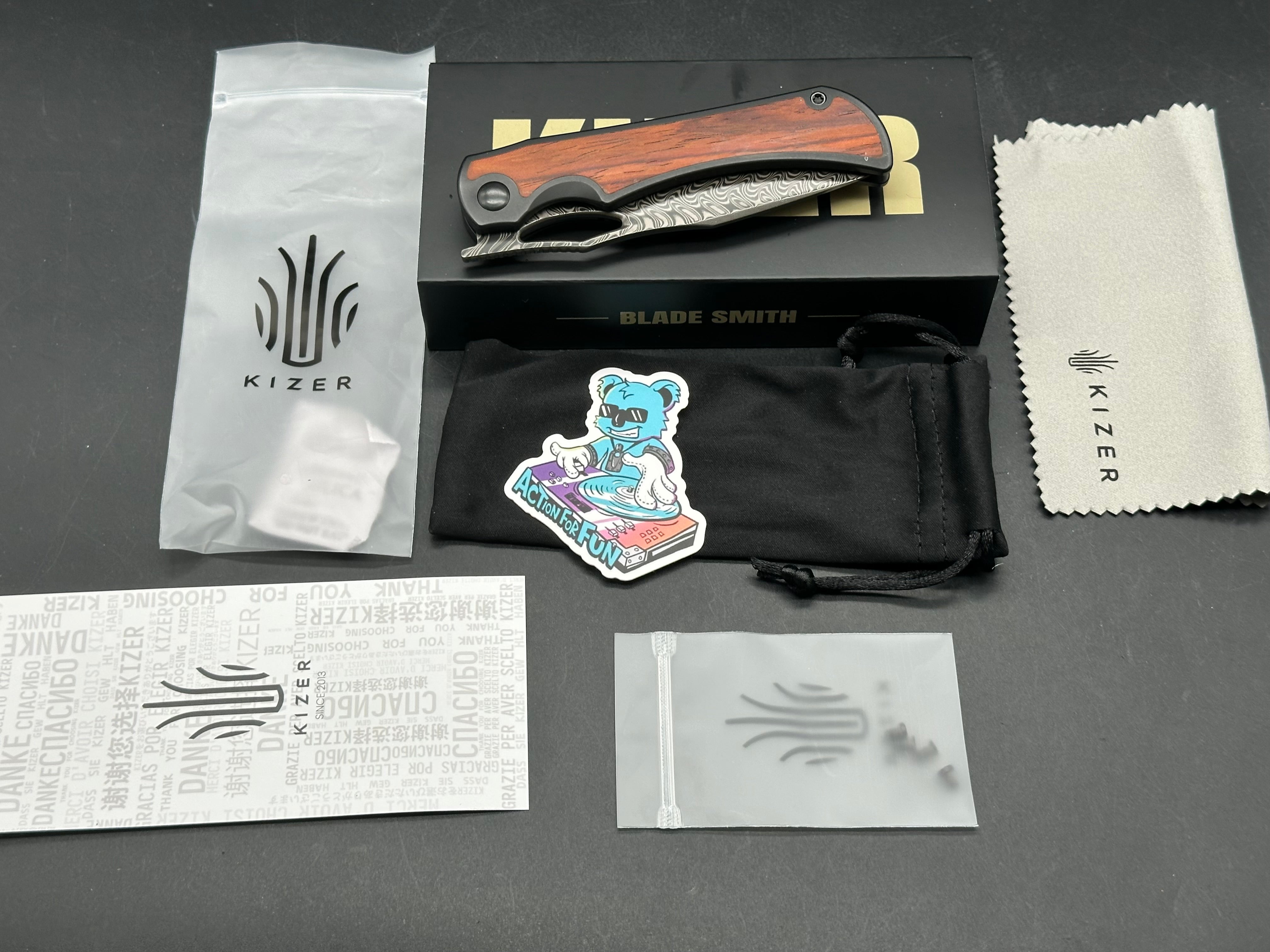 KIZER ALLURE FOLDING KNIFE TITANIUM/PANAMA ROSEWOOD HANDLE DAMASCUS DROP POINT PLAIN EDGE ACID WASH FINISH
