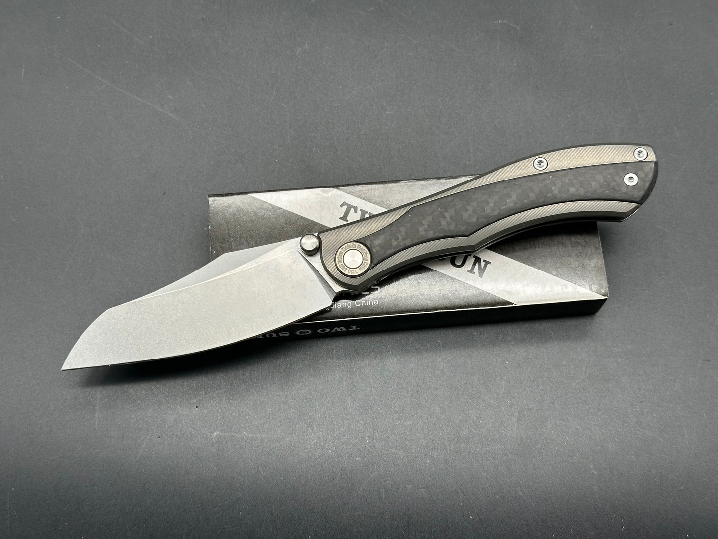 Twosun TS311 Nightmorning Design titanium/CF handle w/14c28n