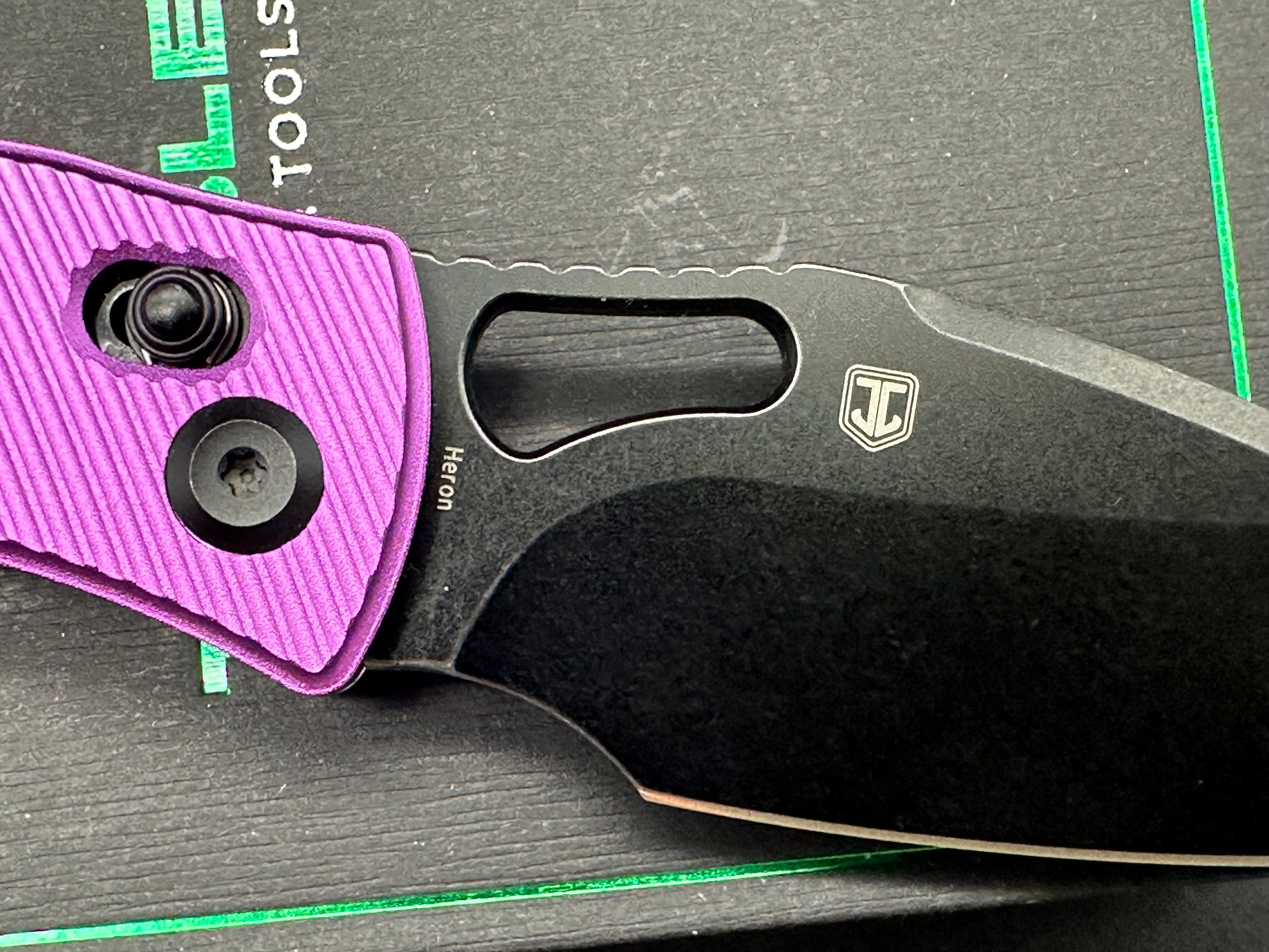 TENABLE HERON FOLDING KNIFE PURPLE ALUMINUM HANDLE NITRO-V PLAIN EDGE BLACKWASH FINISH
