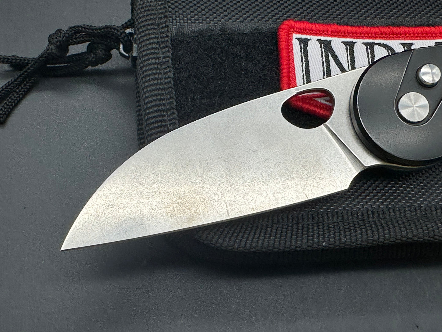 Indiana Knives EDZ titanium w/Vanax blade