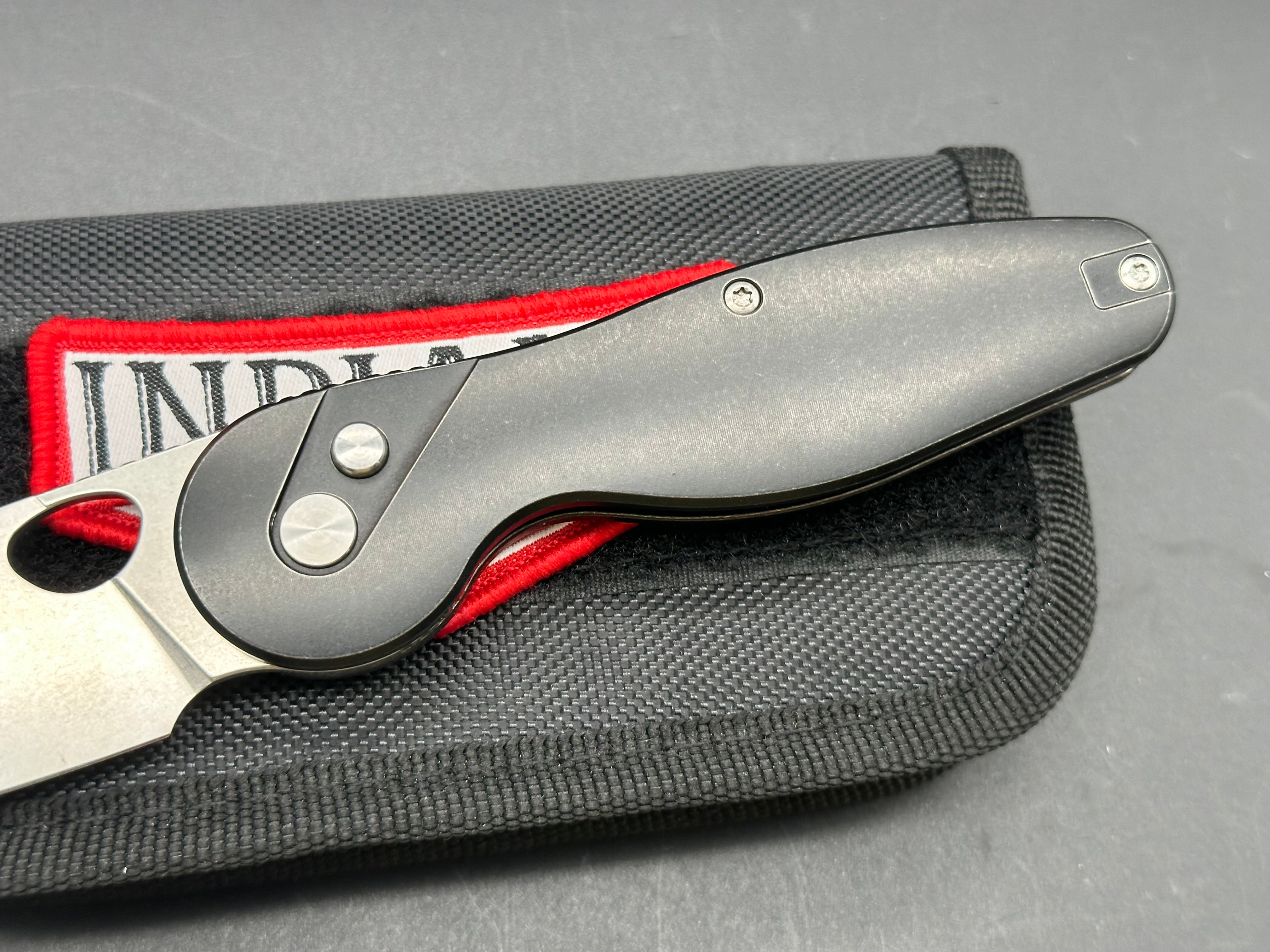 Indiana Knives EDZ titanium w/Vanax blade