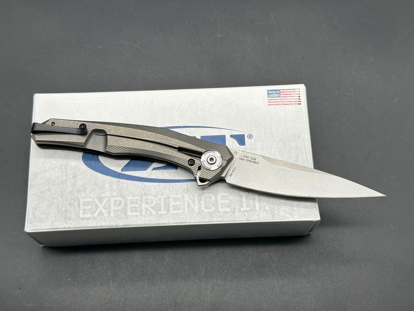 ZERO TOLERANCE MODEL 0707 FRAME LOCK KNIFE CARBON FIBER HANDLE PLAIN 20CV BLADE