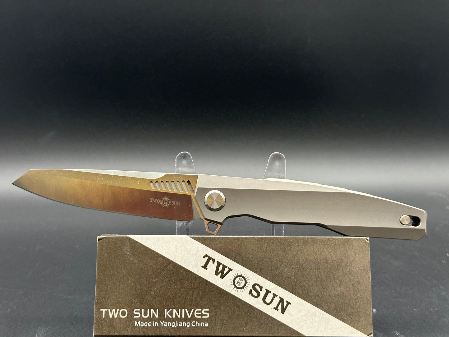 TWOSUN TS88-M390 POCKET KNIFE GRAY TITANIUM ALLOY HANDLE PLAIN M390 BLADE