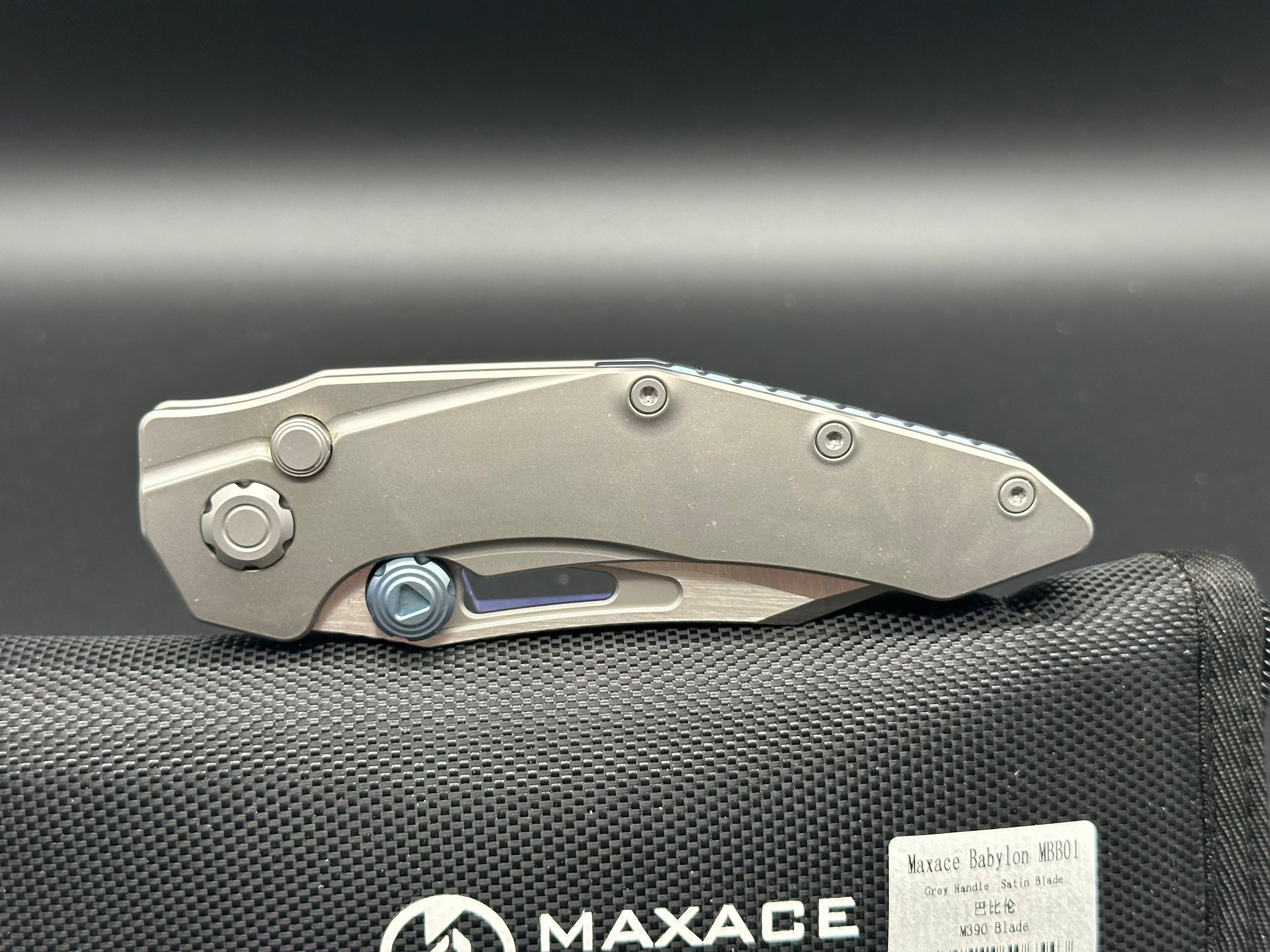 Maxace MBB01 "Babylon" , M390 Satin, gray TI