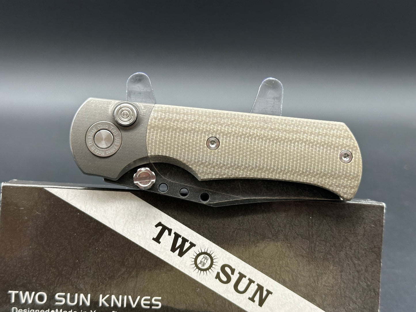 TWOSUN TS338 BUTTON LOCK POCKET KNIFE TAN MICARTA TITANIUM HANDLE D2 PLAIN EDGE