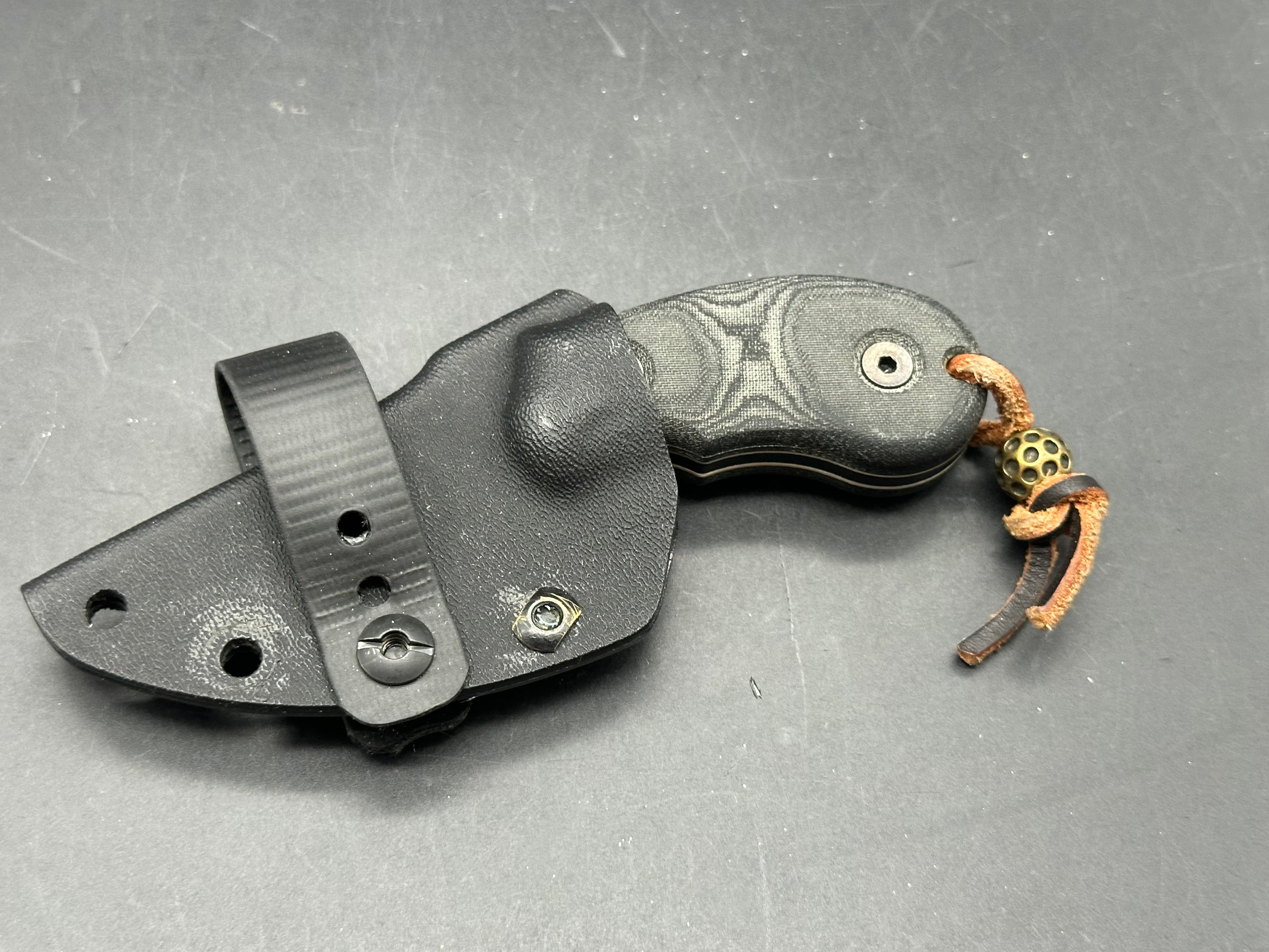 Tops Knives Wolf Pup/ 1095 steel/micarta handle