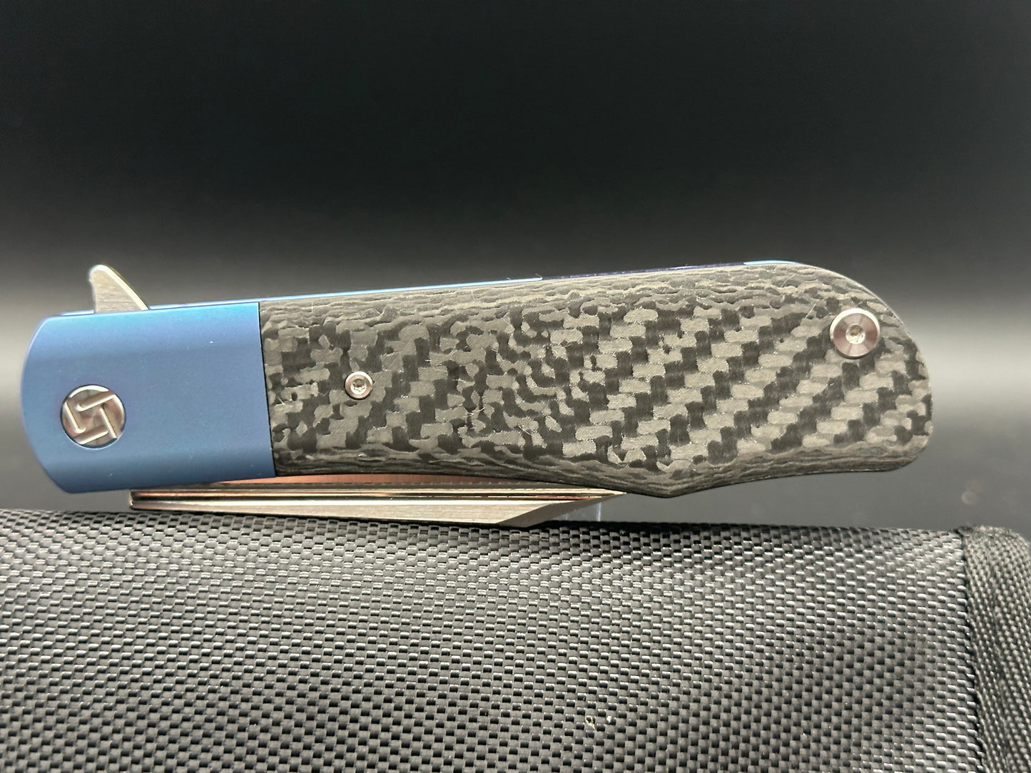 Artisan Cutlery D. Rocket Hyperion Frame Lock Knife CF/Blue Ti (4" Satin) 1834G