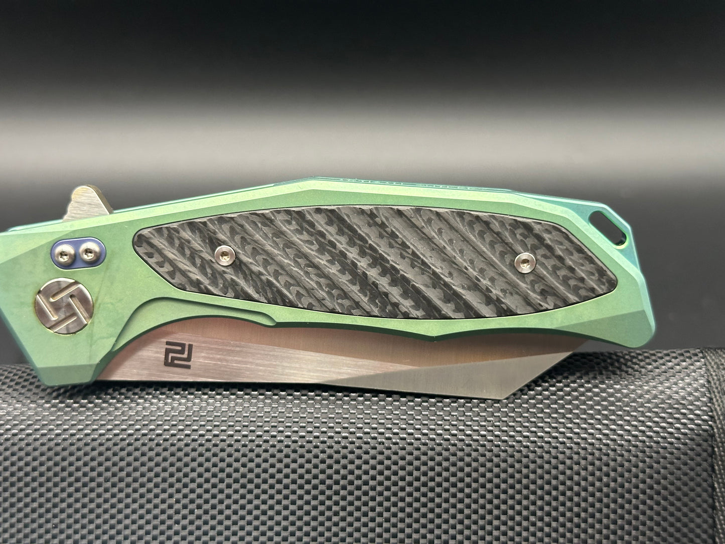 Artisan Cutlery Megahawk S35VN Wharncliffe, Green TI Handles w/CF Inlays