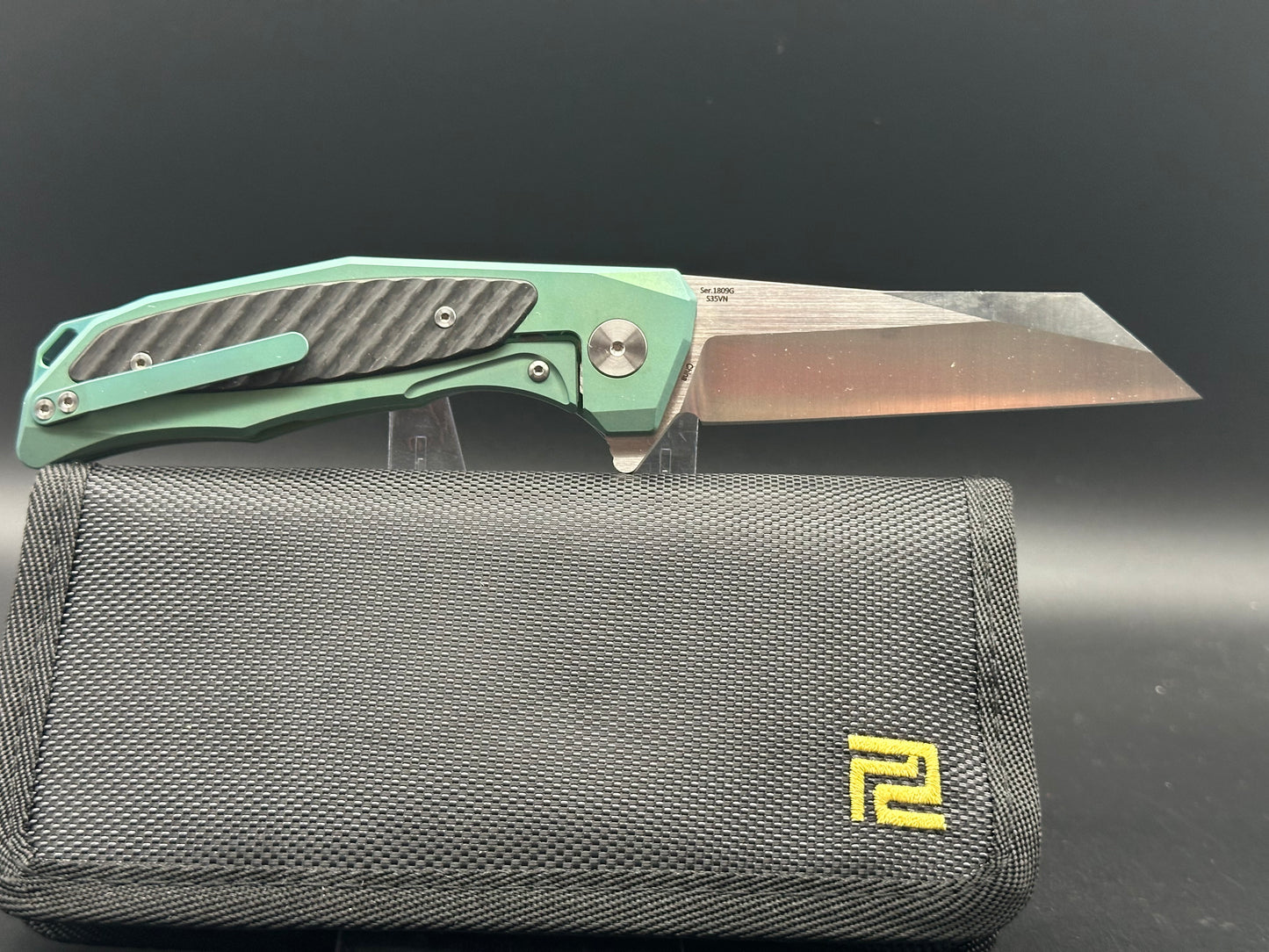 Artisan Cutlery Megahawk S35VN Wharncliffe, Green TI Handles w/CF Inlays